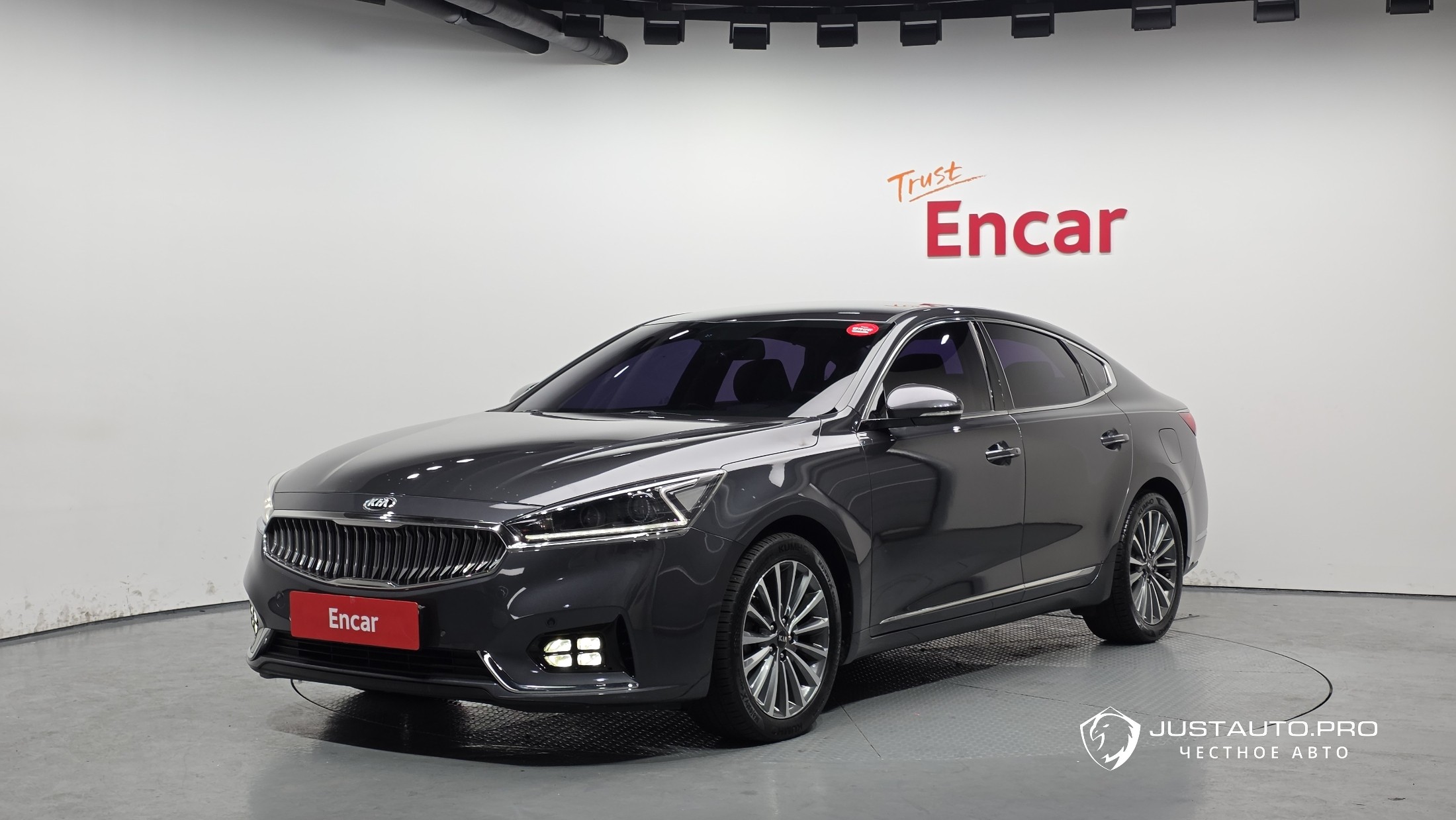 Автомобиль Kia K7