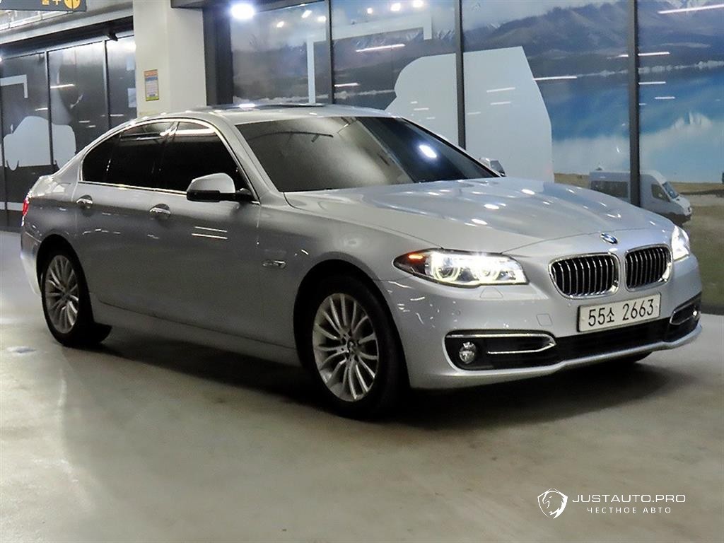 Автомобиль BMW 5-Series
