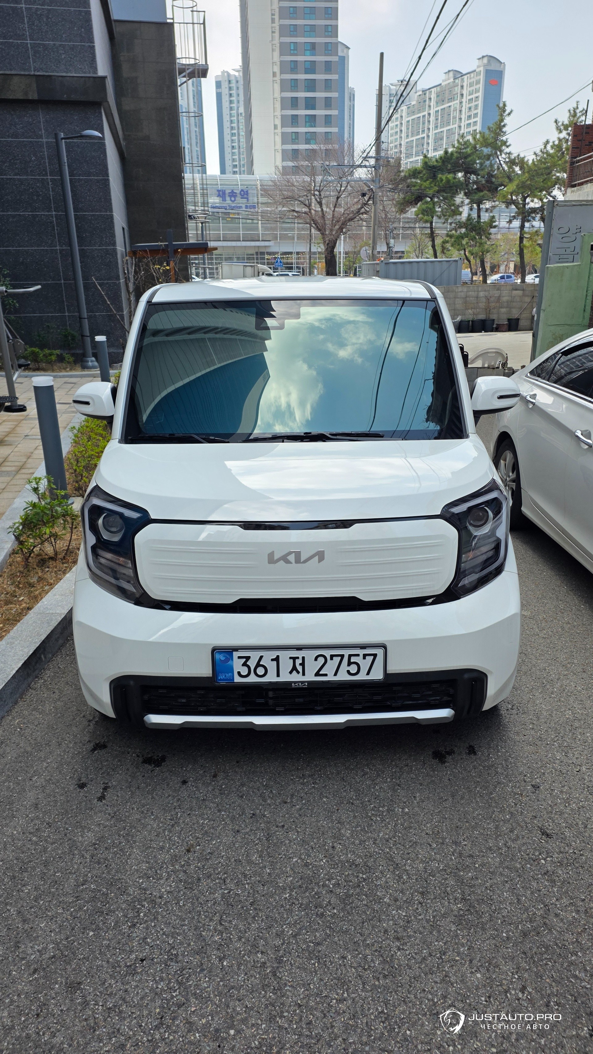 Автомобиль Kia RAY