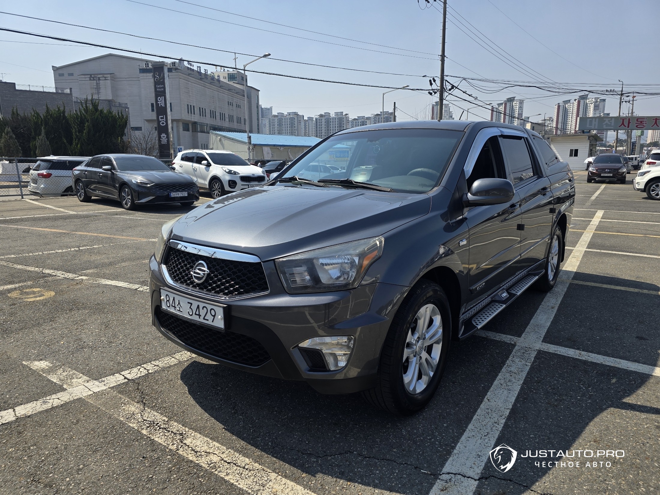 Автомобиль KG_Mobility_Ssangyong KORANDO