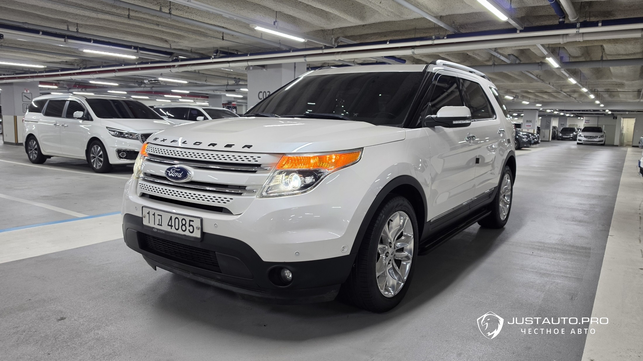 Автомобиль Ford Explorer