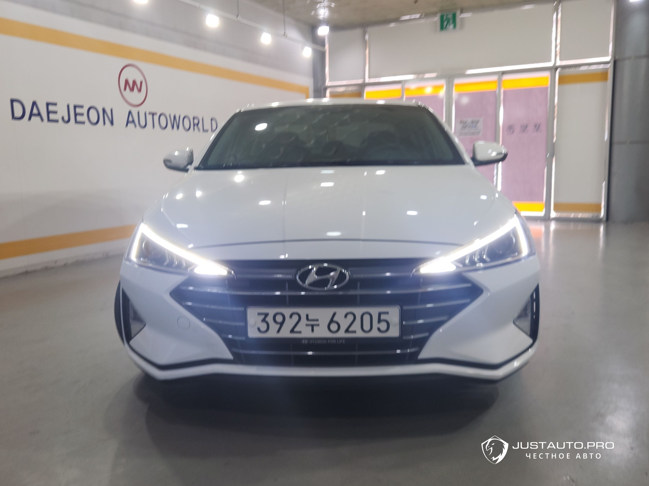 Автомобиль Hyundai AVANTE