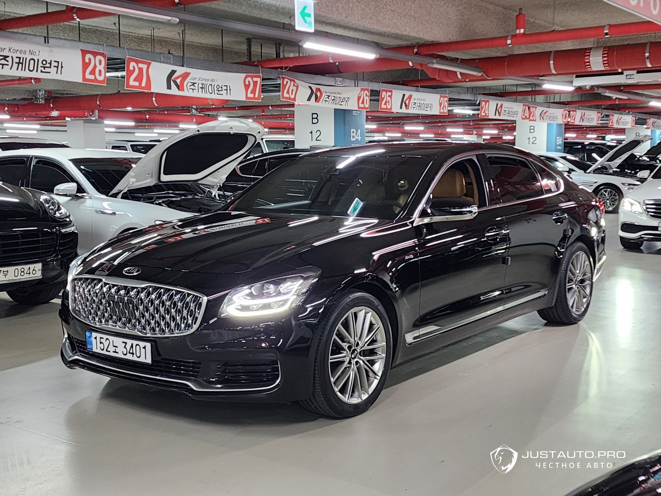 Автомобиль Kia K9