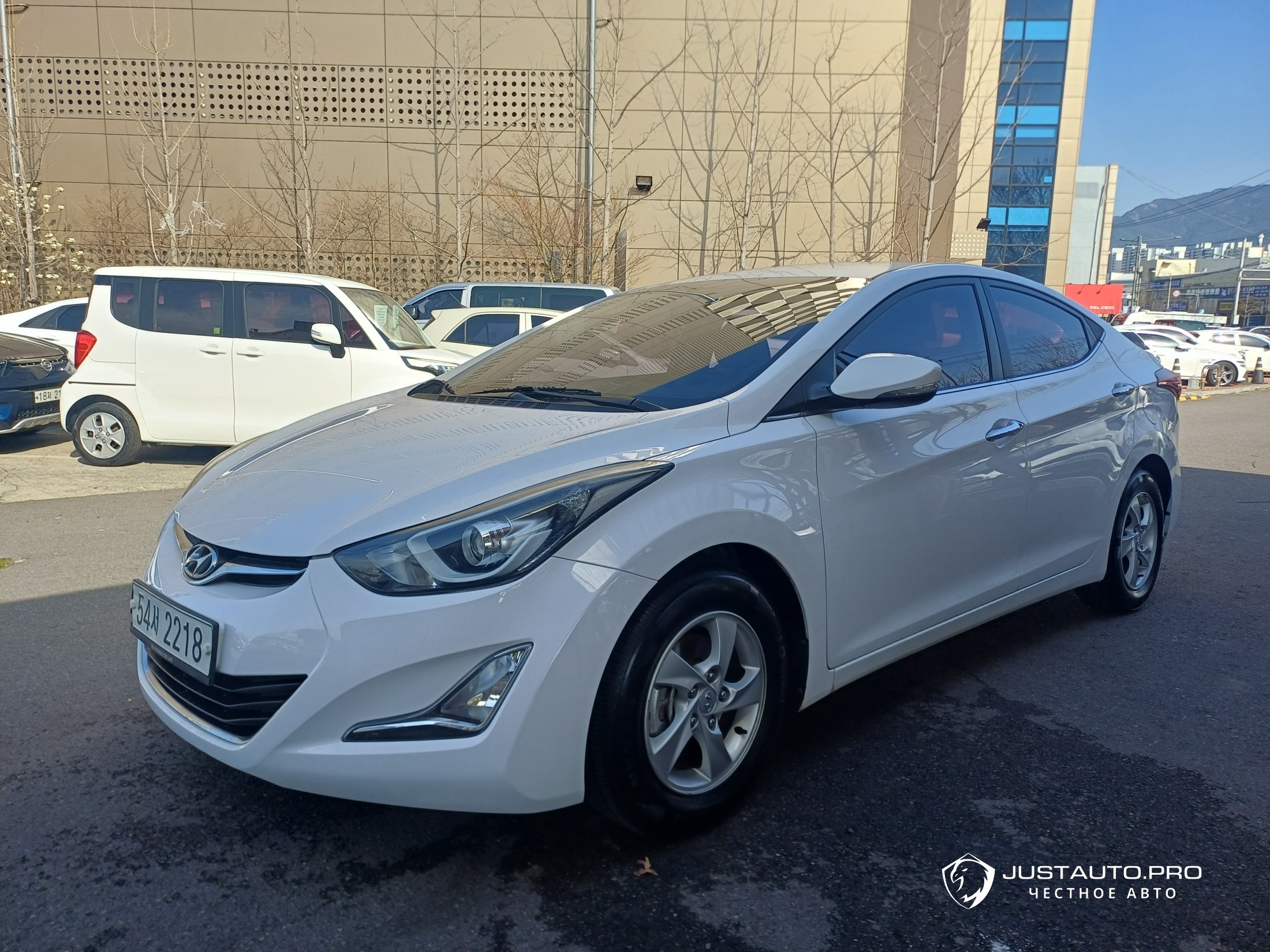 Автомобиль Hyundai AVANTE
