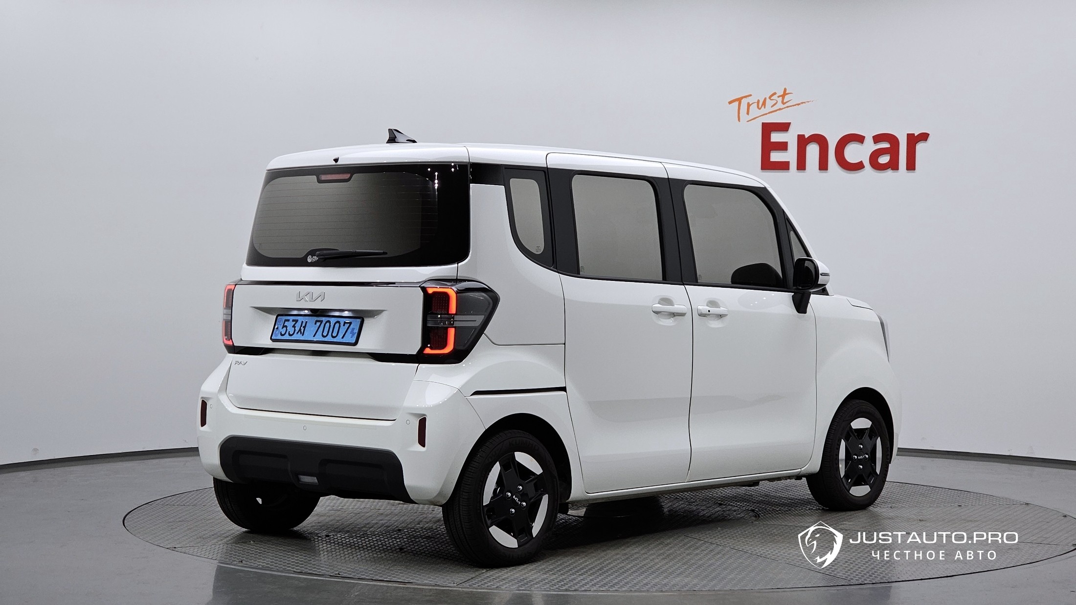 Автомобиль Kia RAY