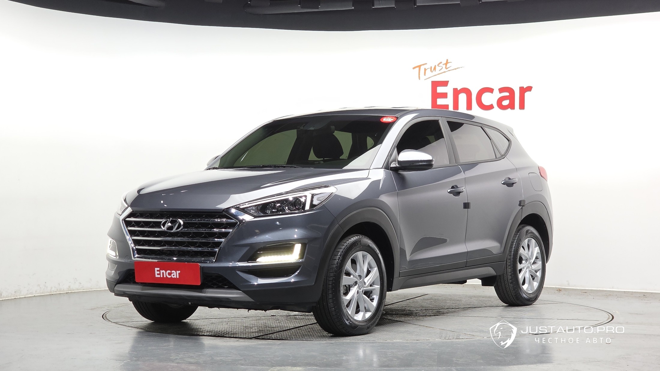 Автомобиль Hyundai Tucson