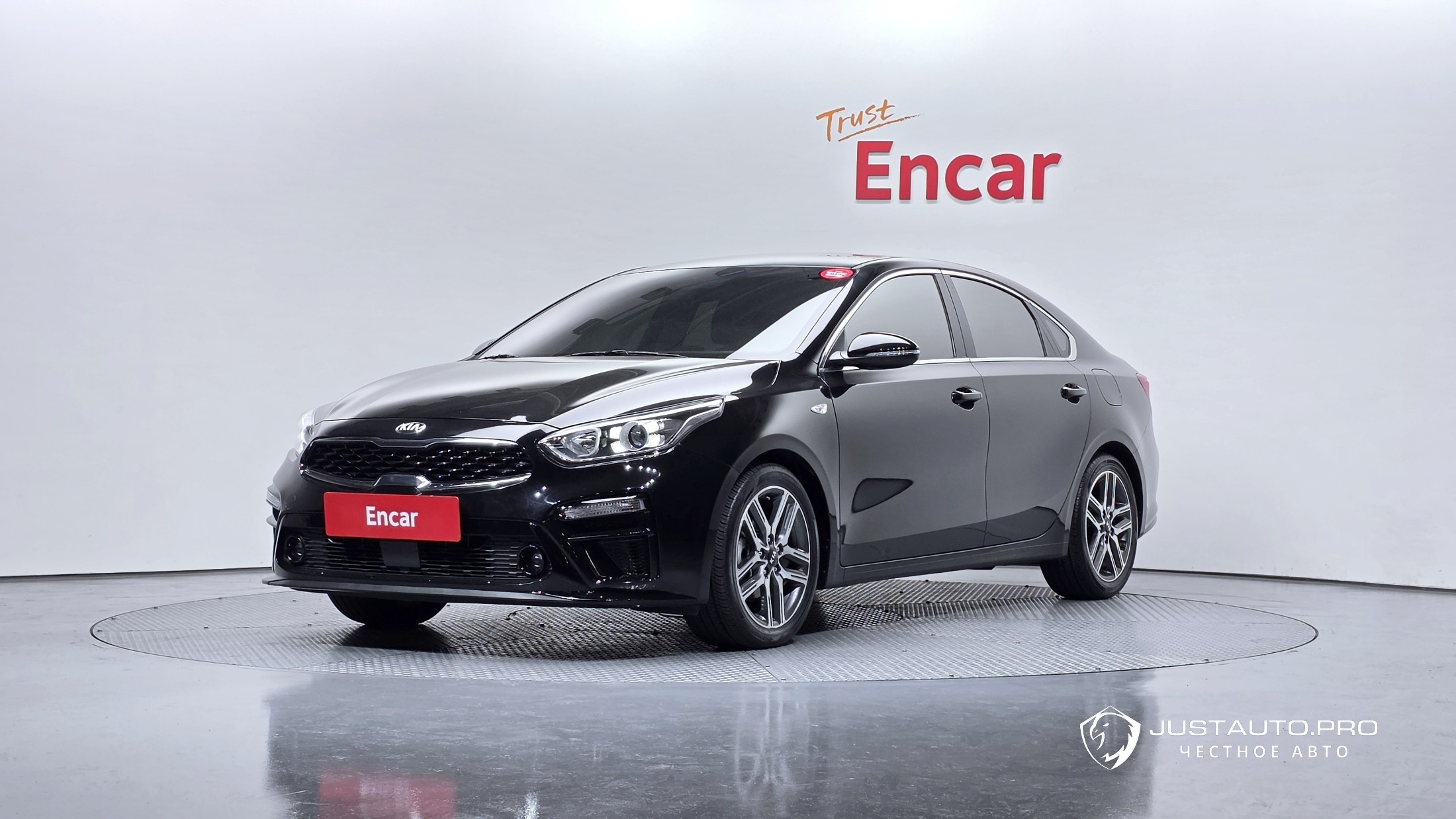 Автомобиль Kia K3