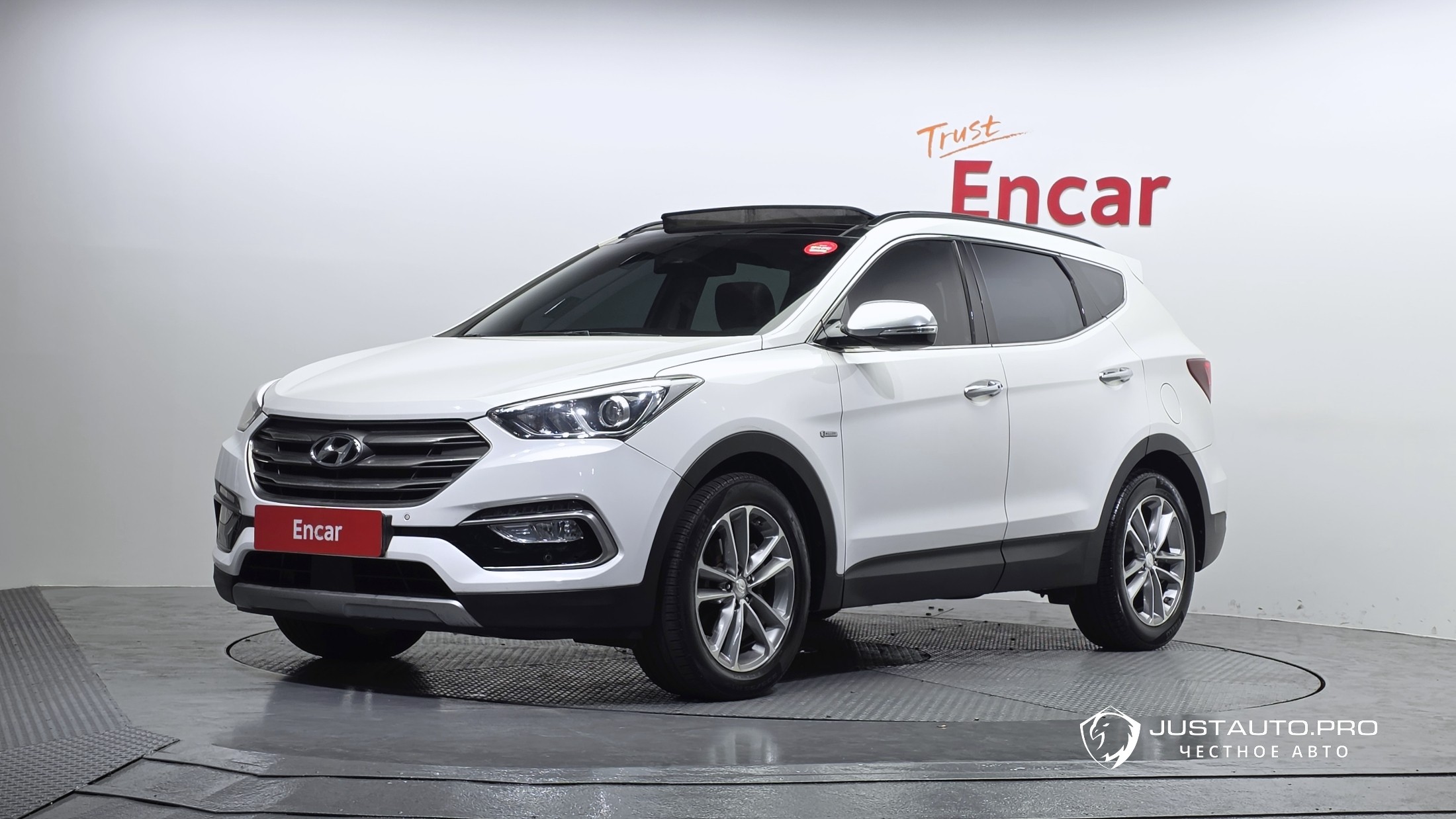 Автомобиль Hyundai Santafe