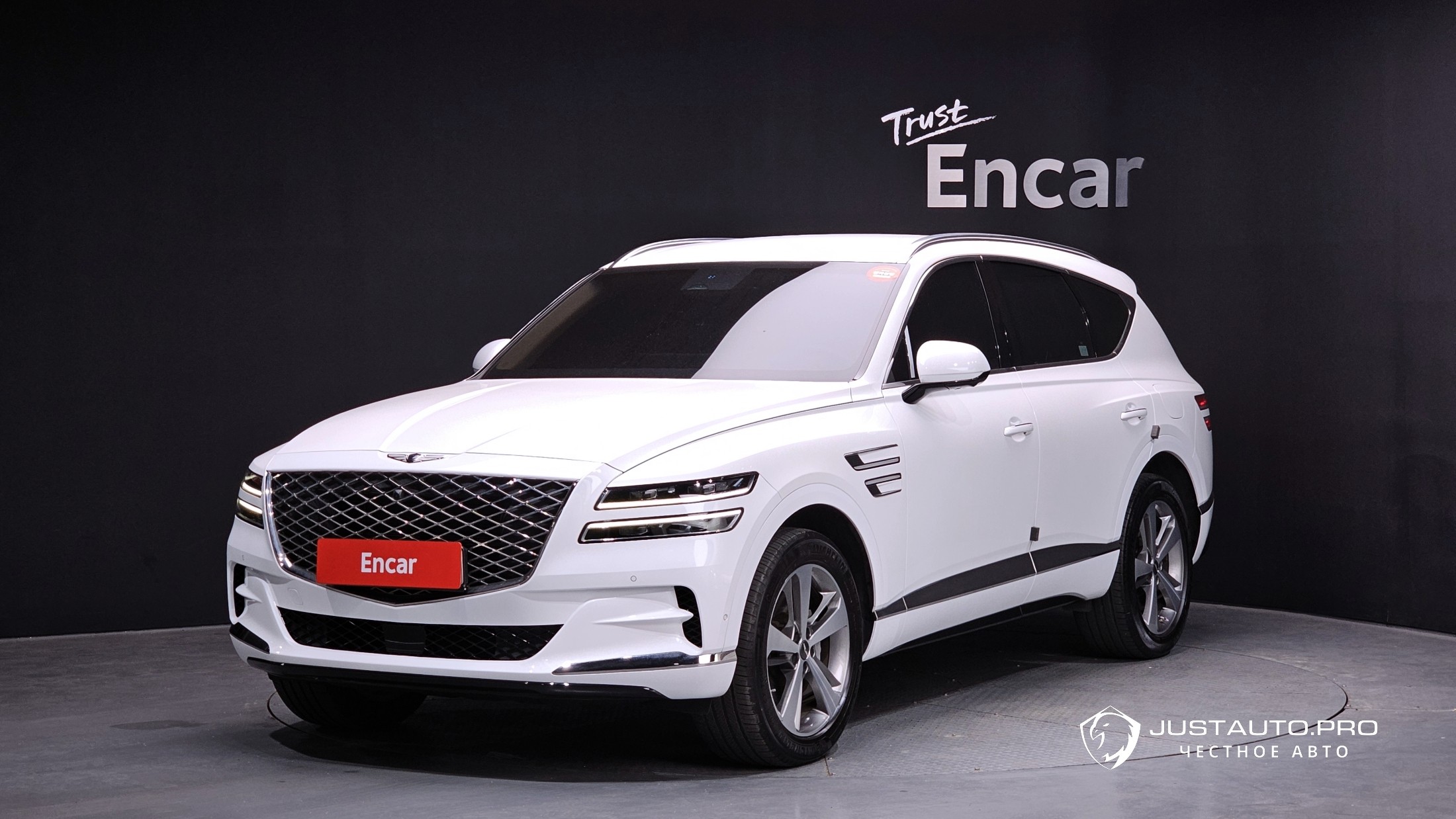 Автомобиль Genesis GV80