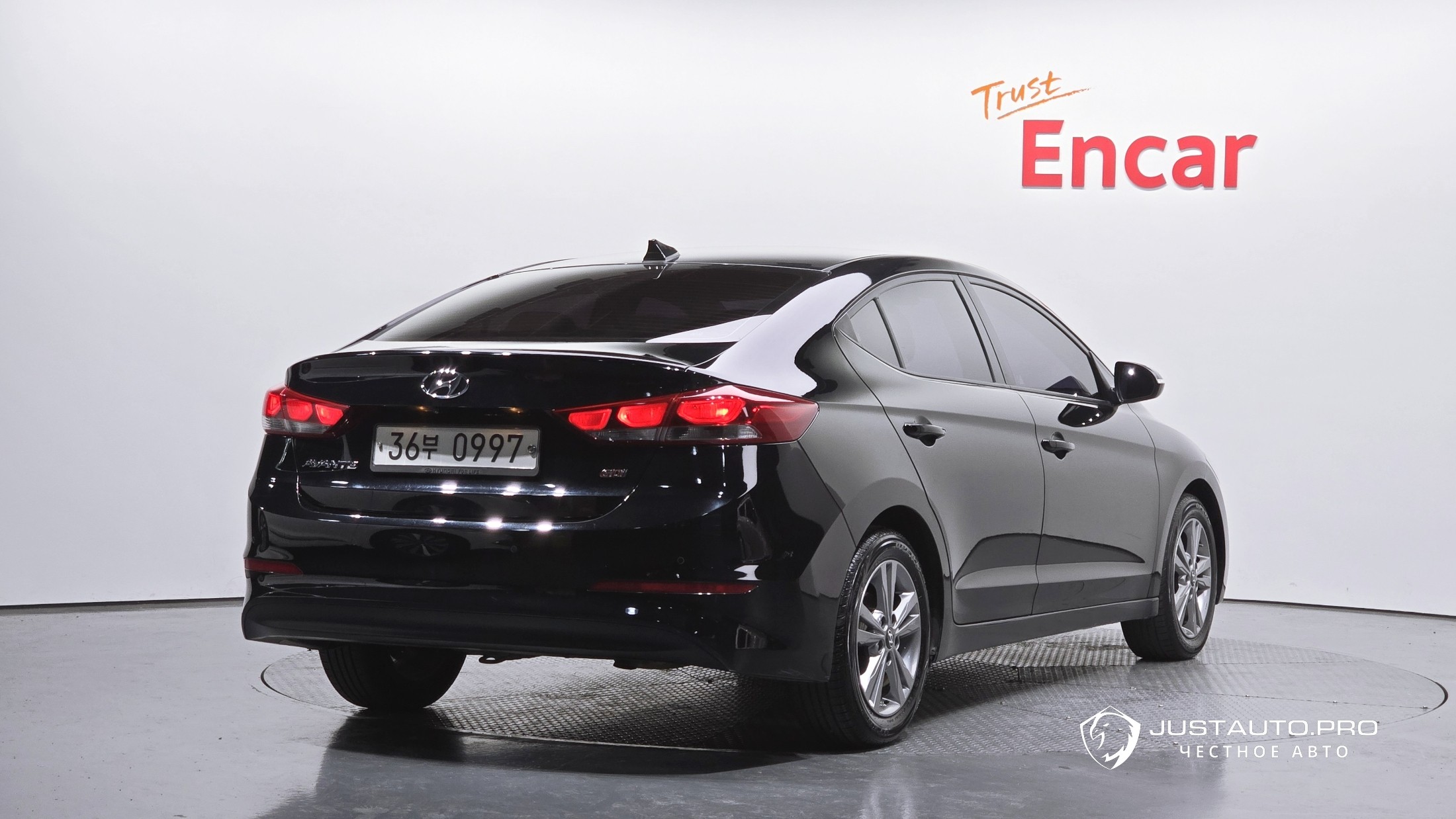 Автомобиль Hyundai AVANTE