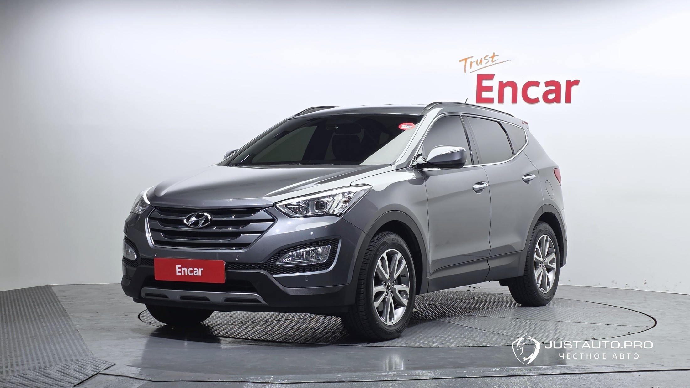 Автомобиль Hyundai Santafe