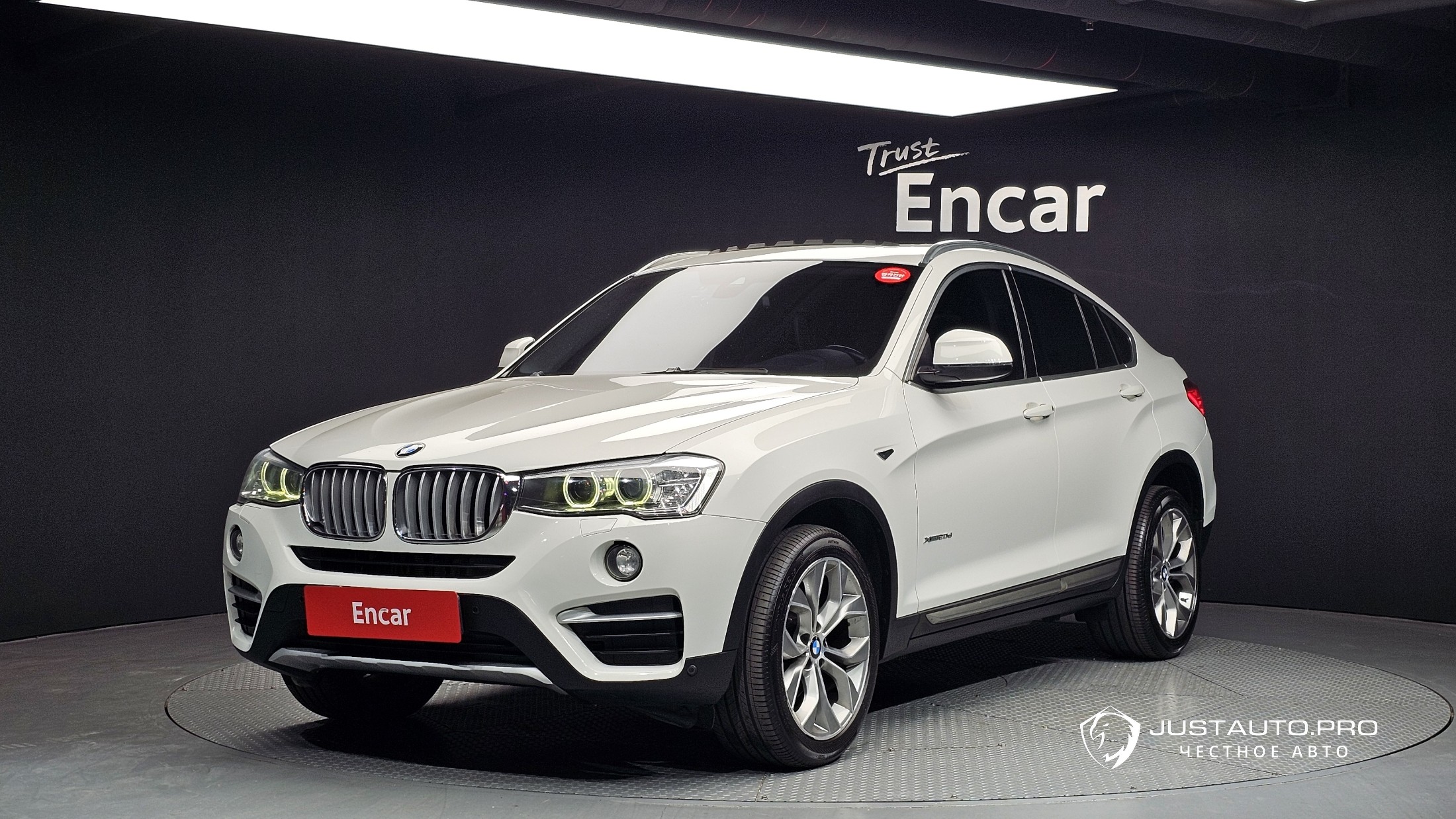 Автомобиль BMW X4