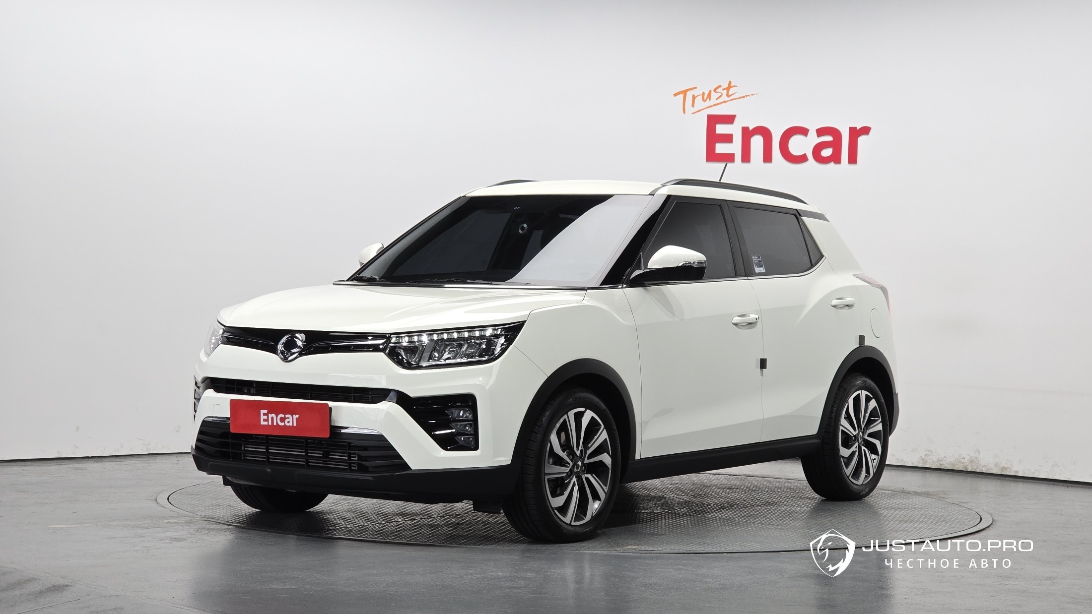 Автомобиль KG_Mobility_Ssangyong TIBOLI