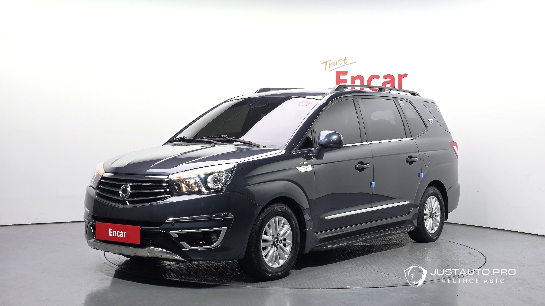 Автомобиль KG_Mobility_Ssangyong KORANDO