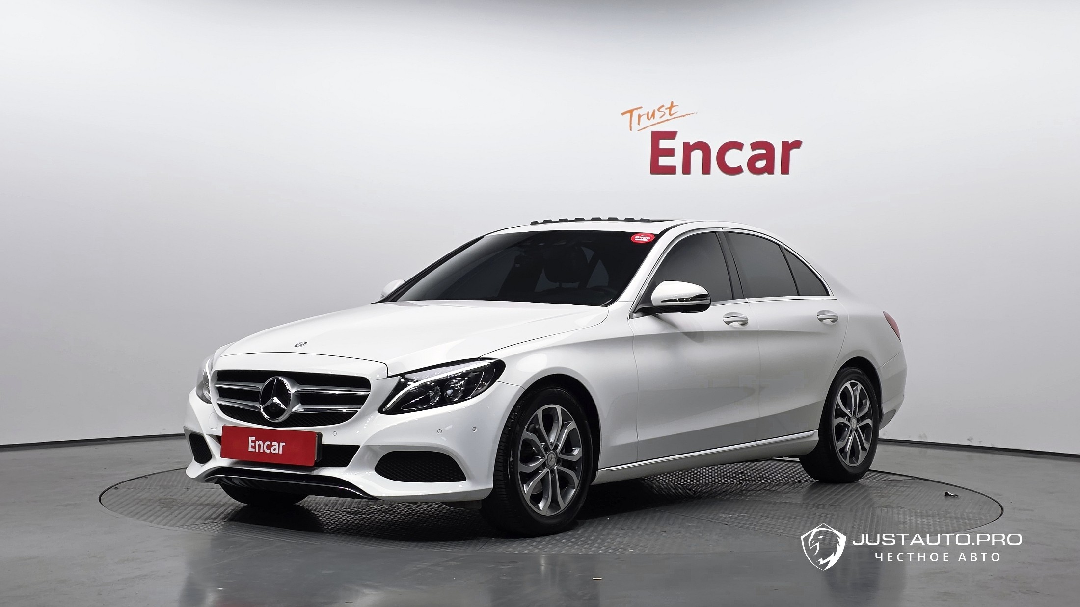 Автомобиль Mercedes-Benz C-Class