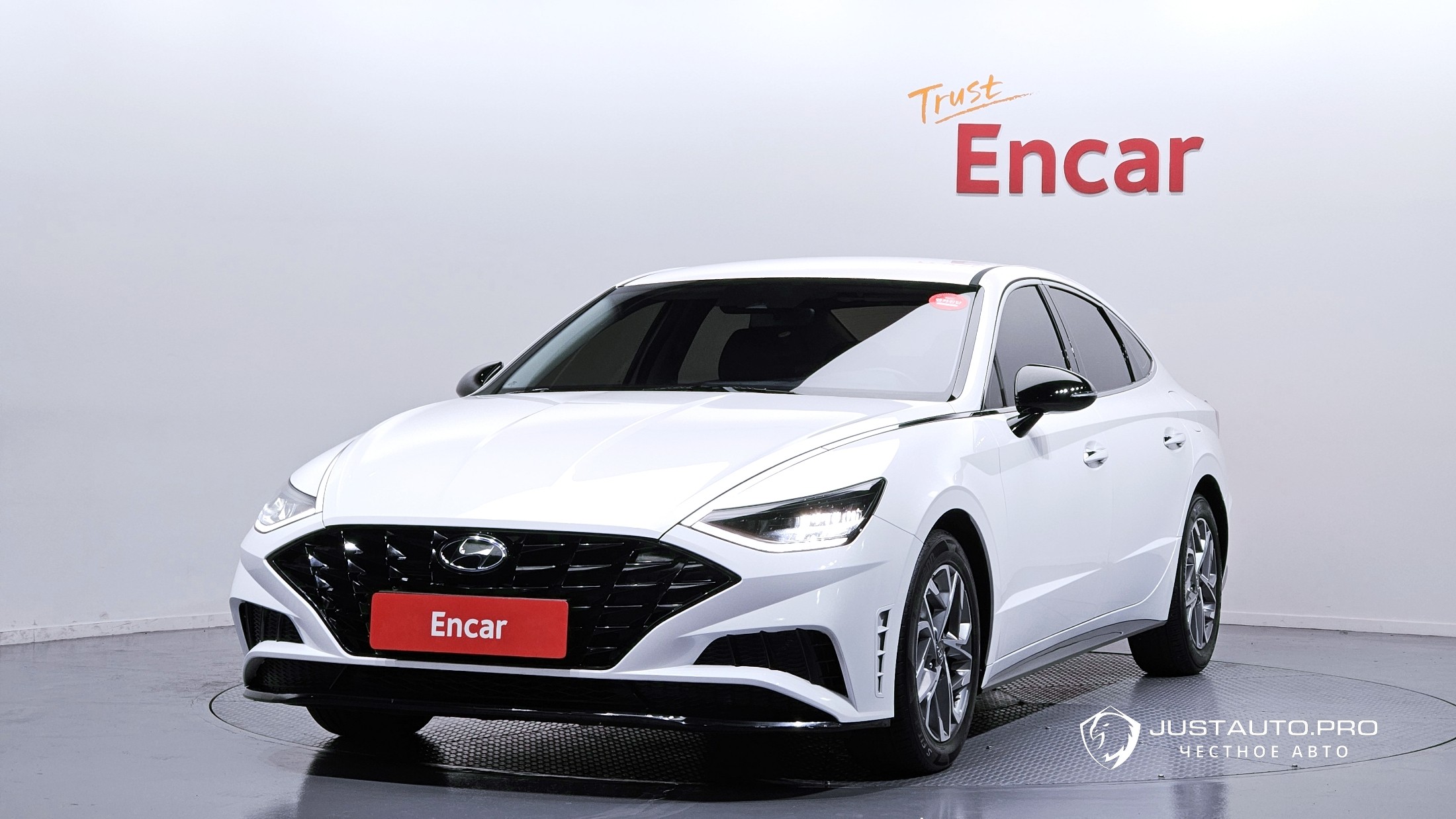 Автомобиль Hyundai Sonata