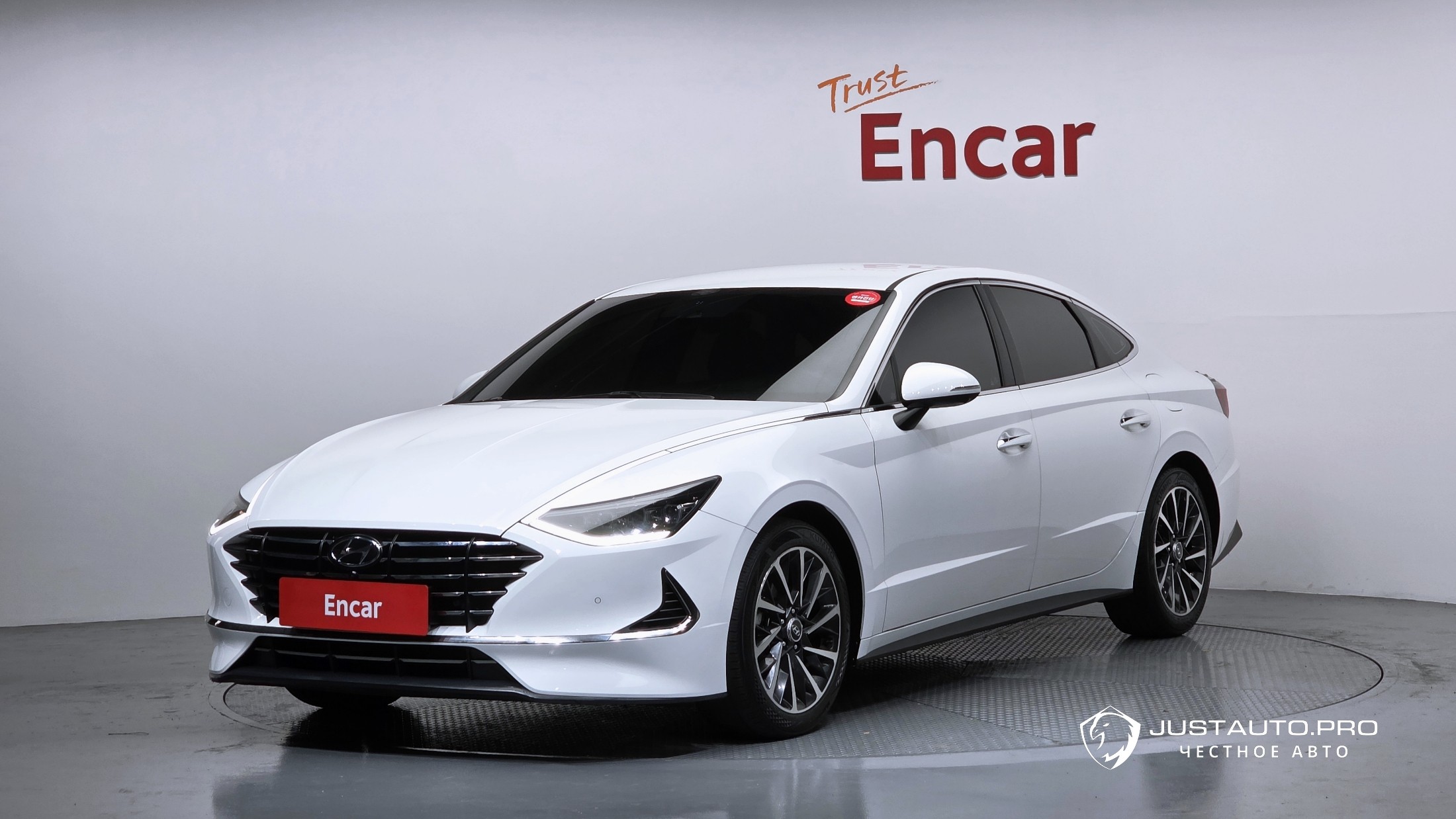 Автомобиль Hyundai Sonata