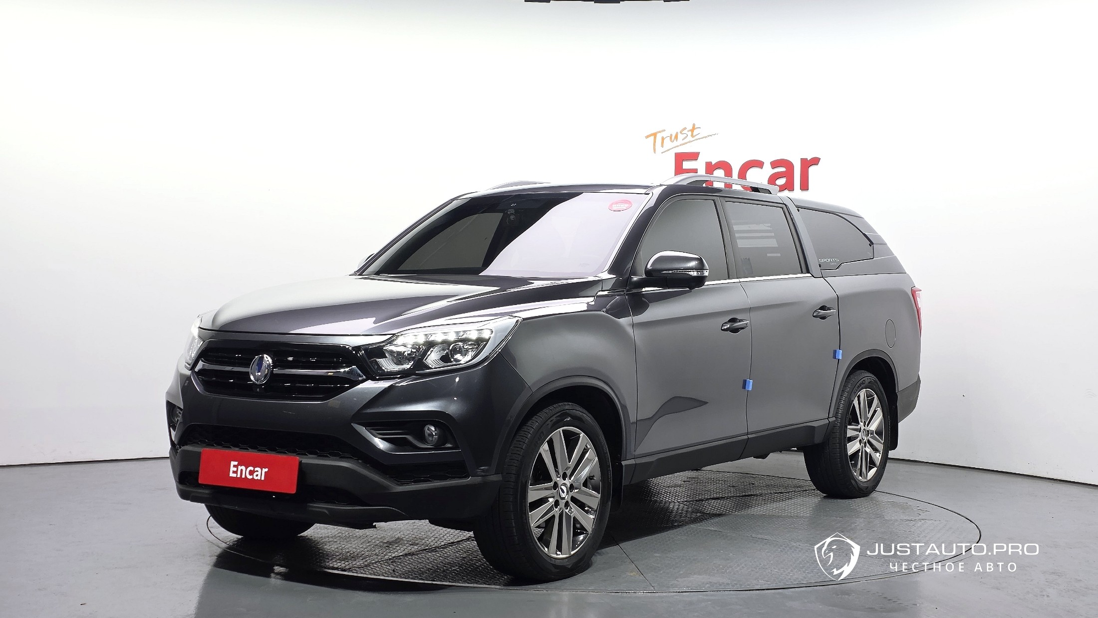 Автомобиль KG_Mobility_Ssangyong Rexton