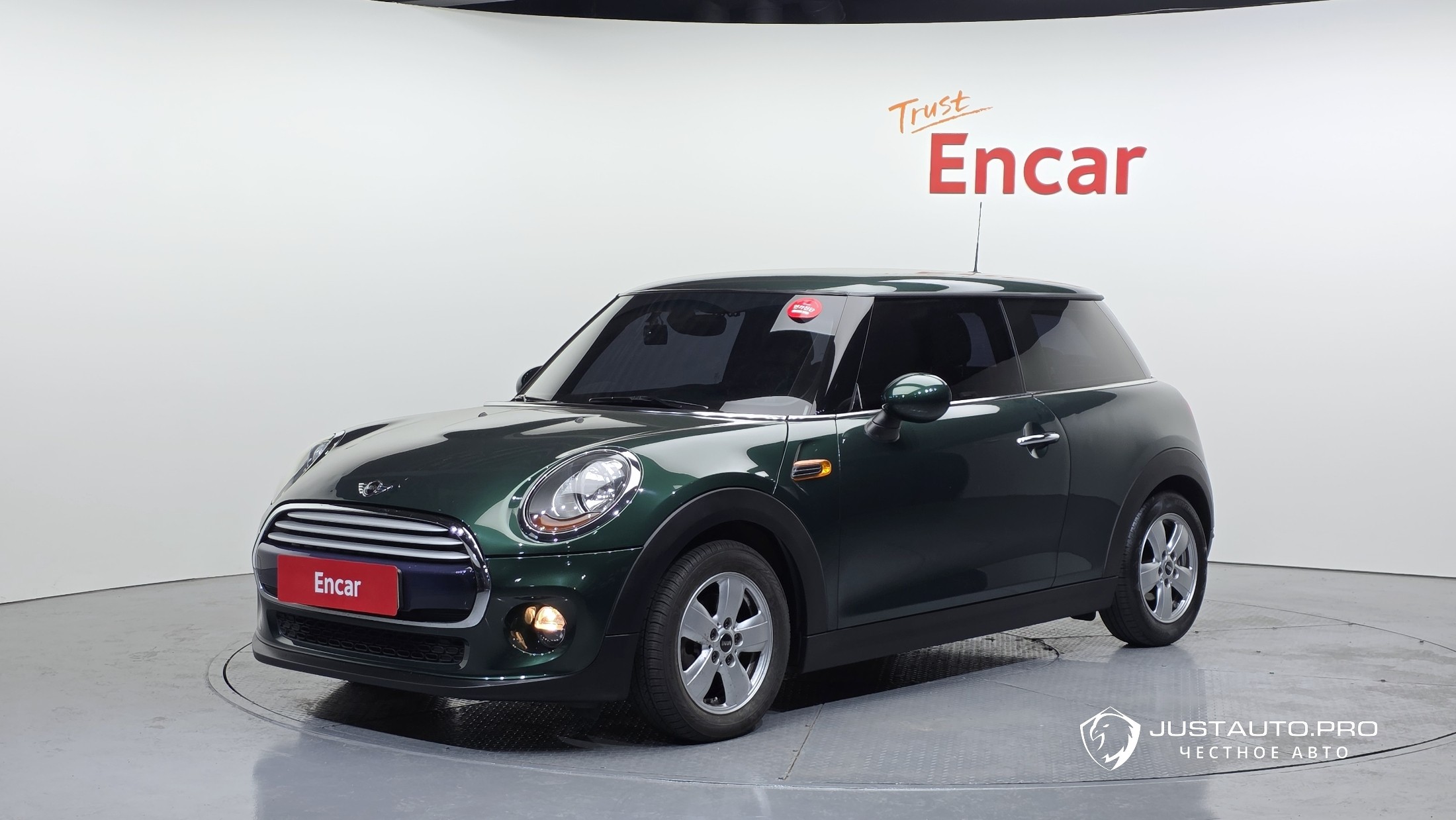 Автомобиль Mini Cooper
