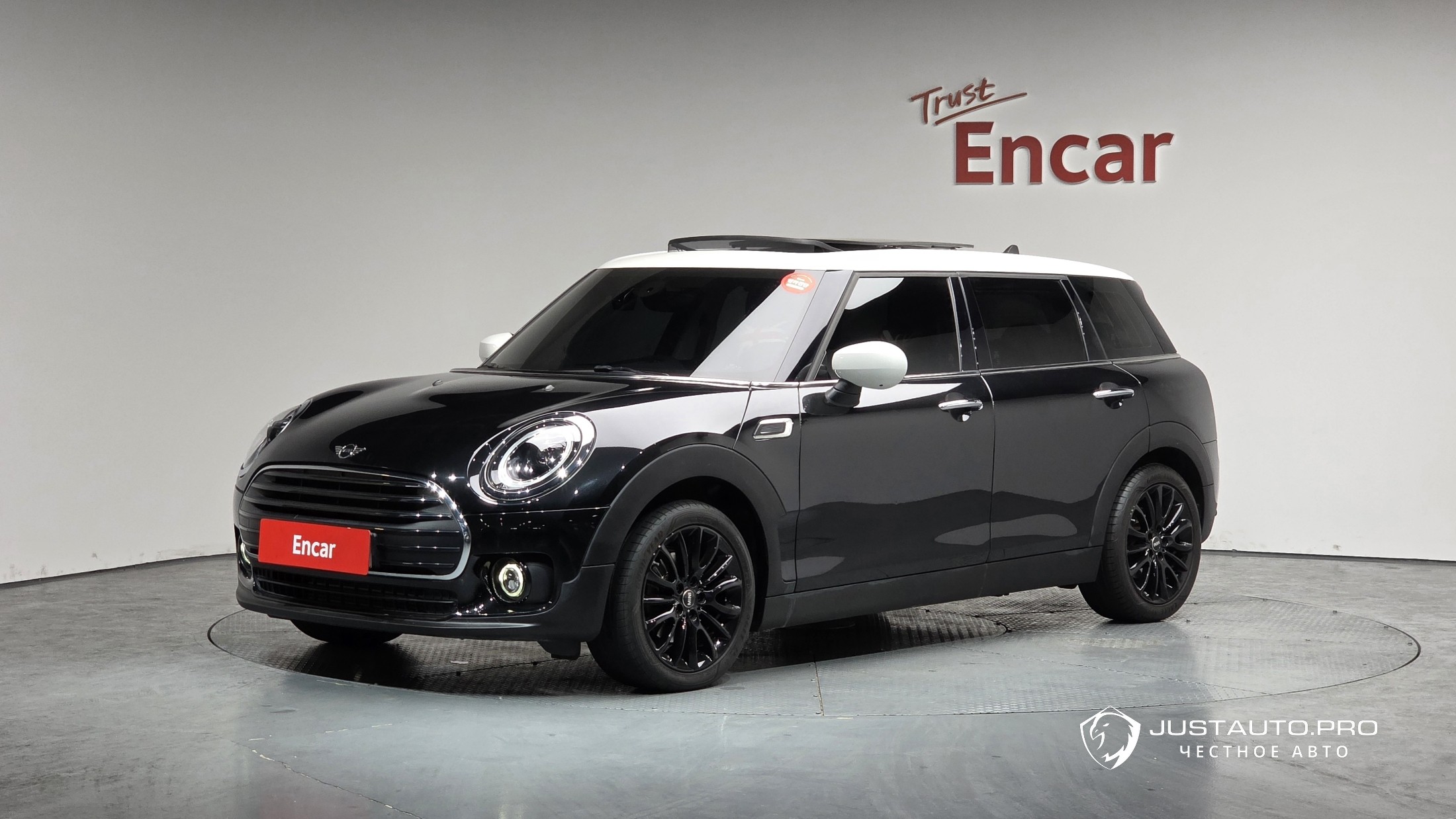 Автомобиль Mini Clubman