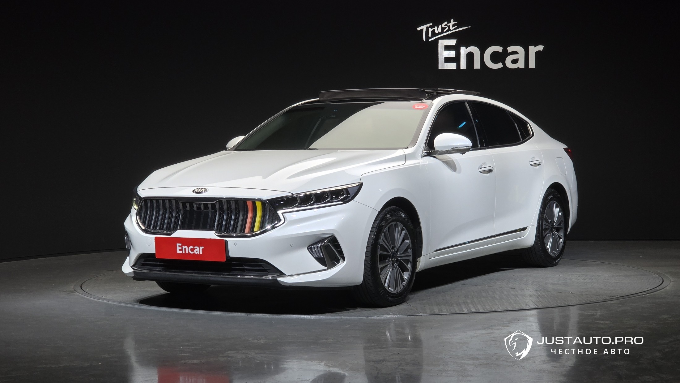 Автомобиль Kia K7