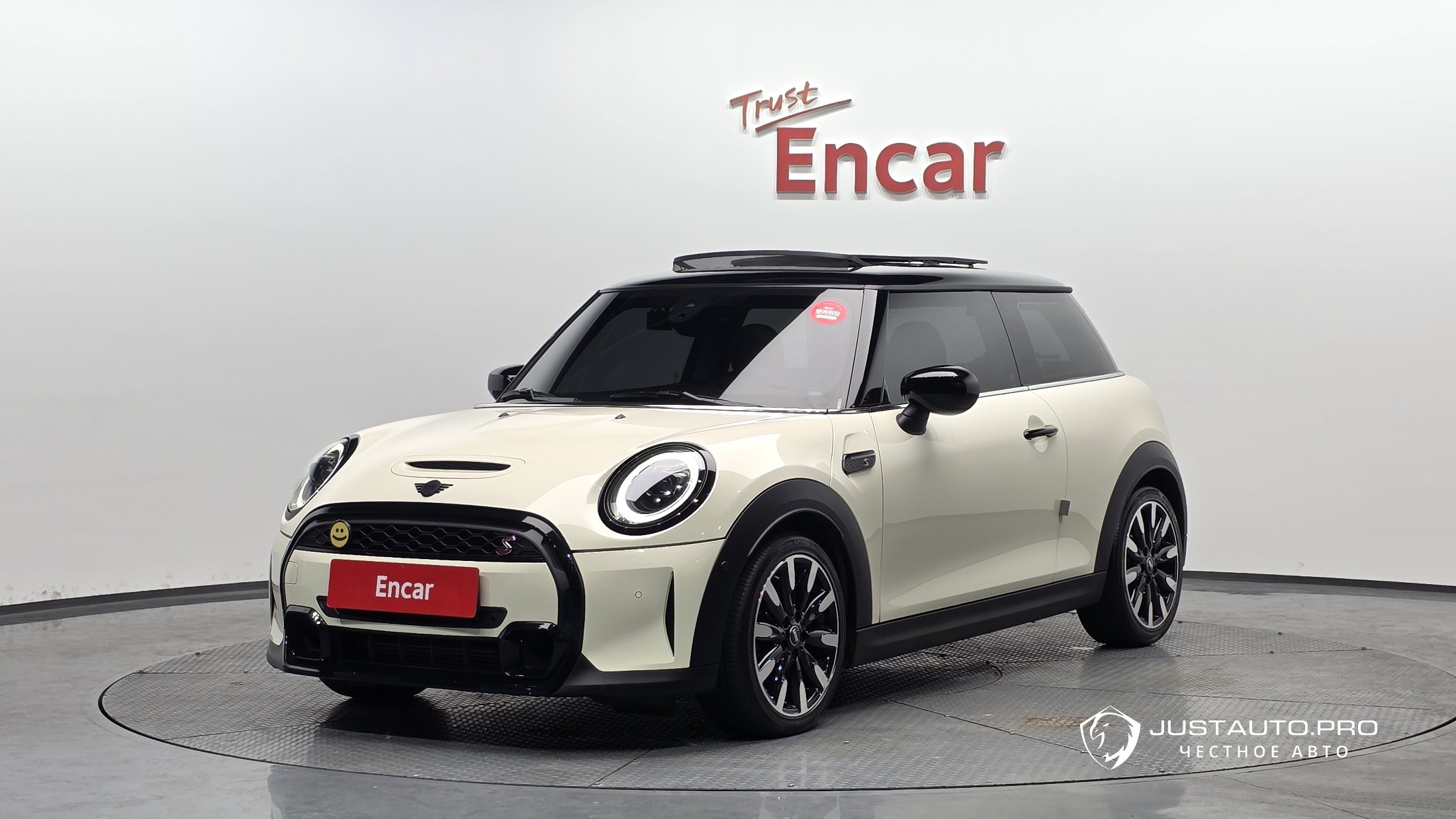 Автомобиль Mini Cooper