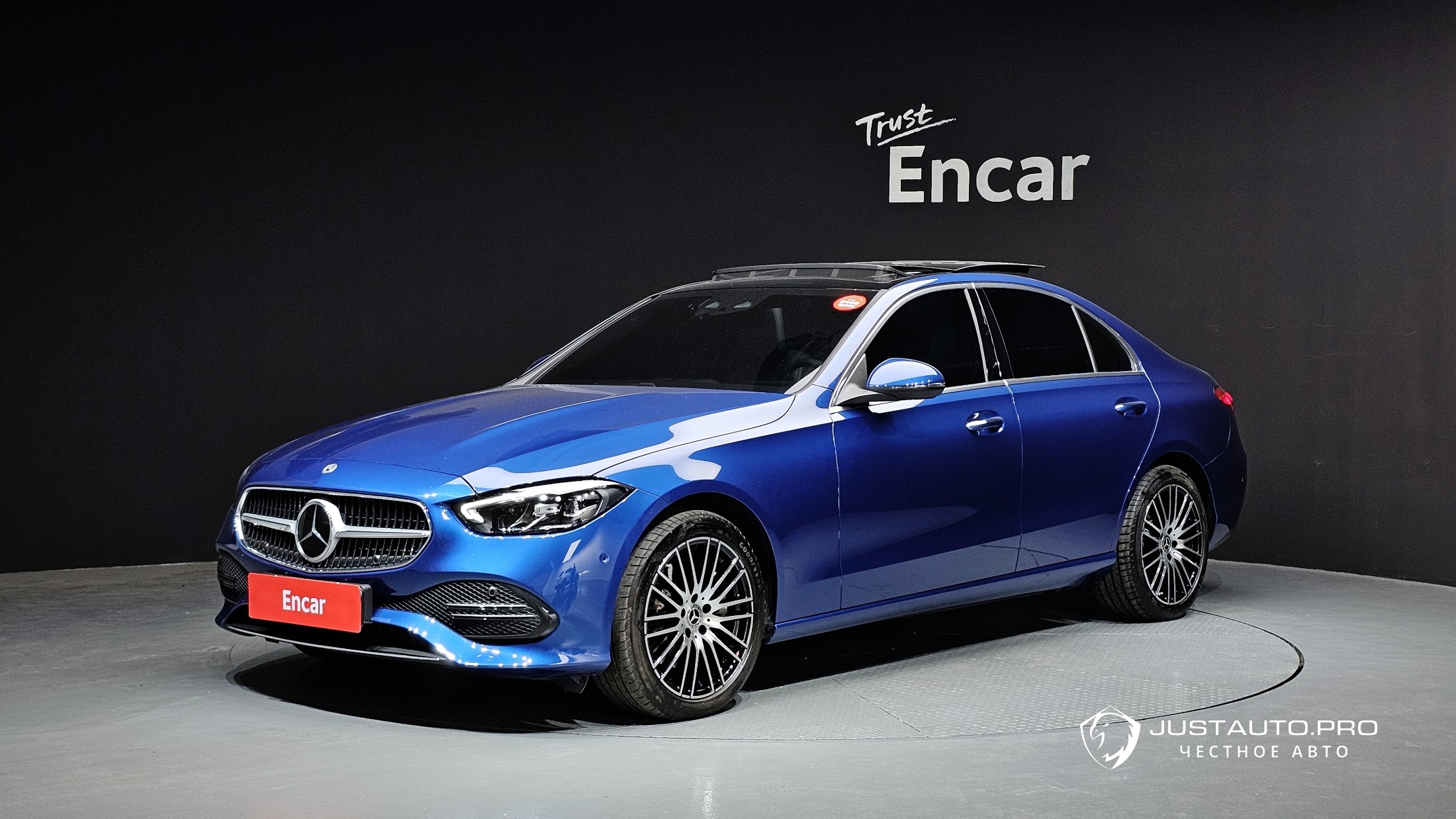 Автомобиль Mercedes-Benz C-Class