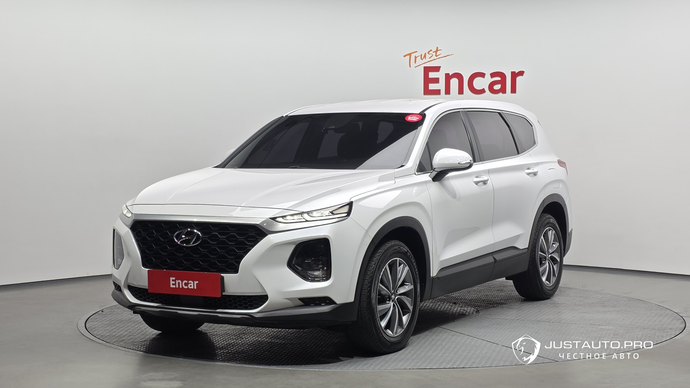 Автомобиль Hyundai Santafe
