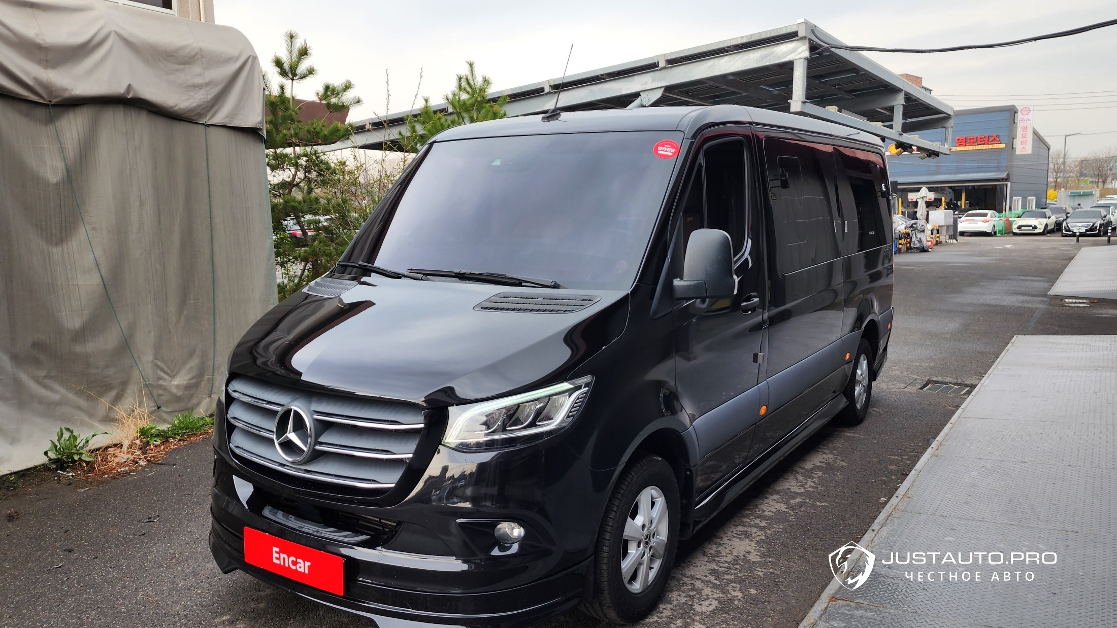 Автомобиль Mercedes-Benz Sprinter