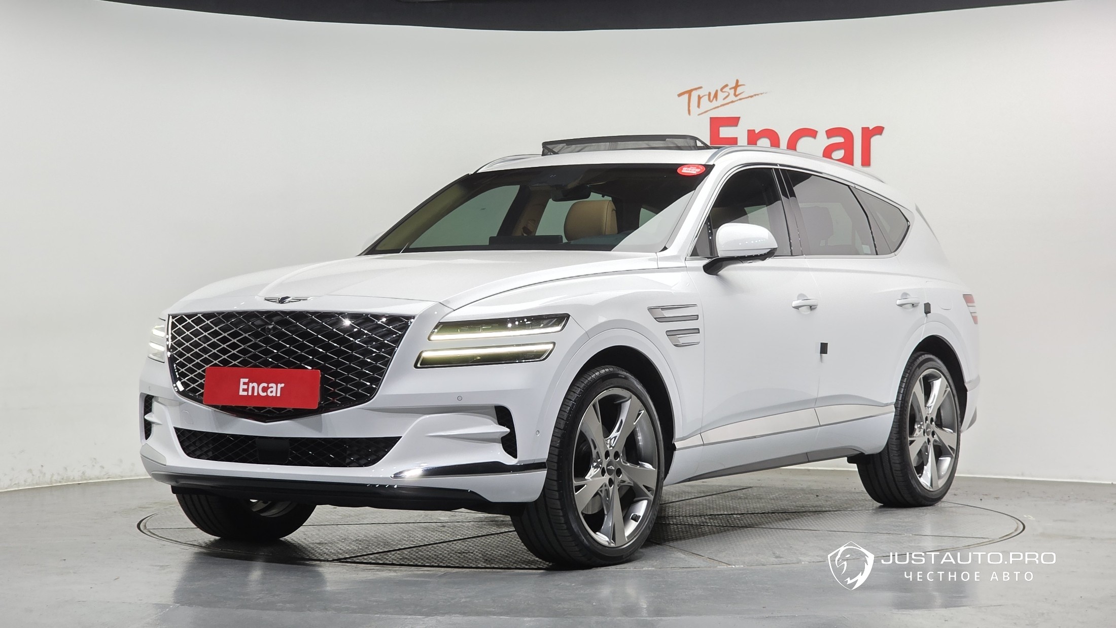 Автомобиль Genesis GV80