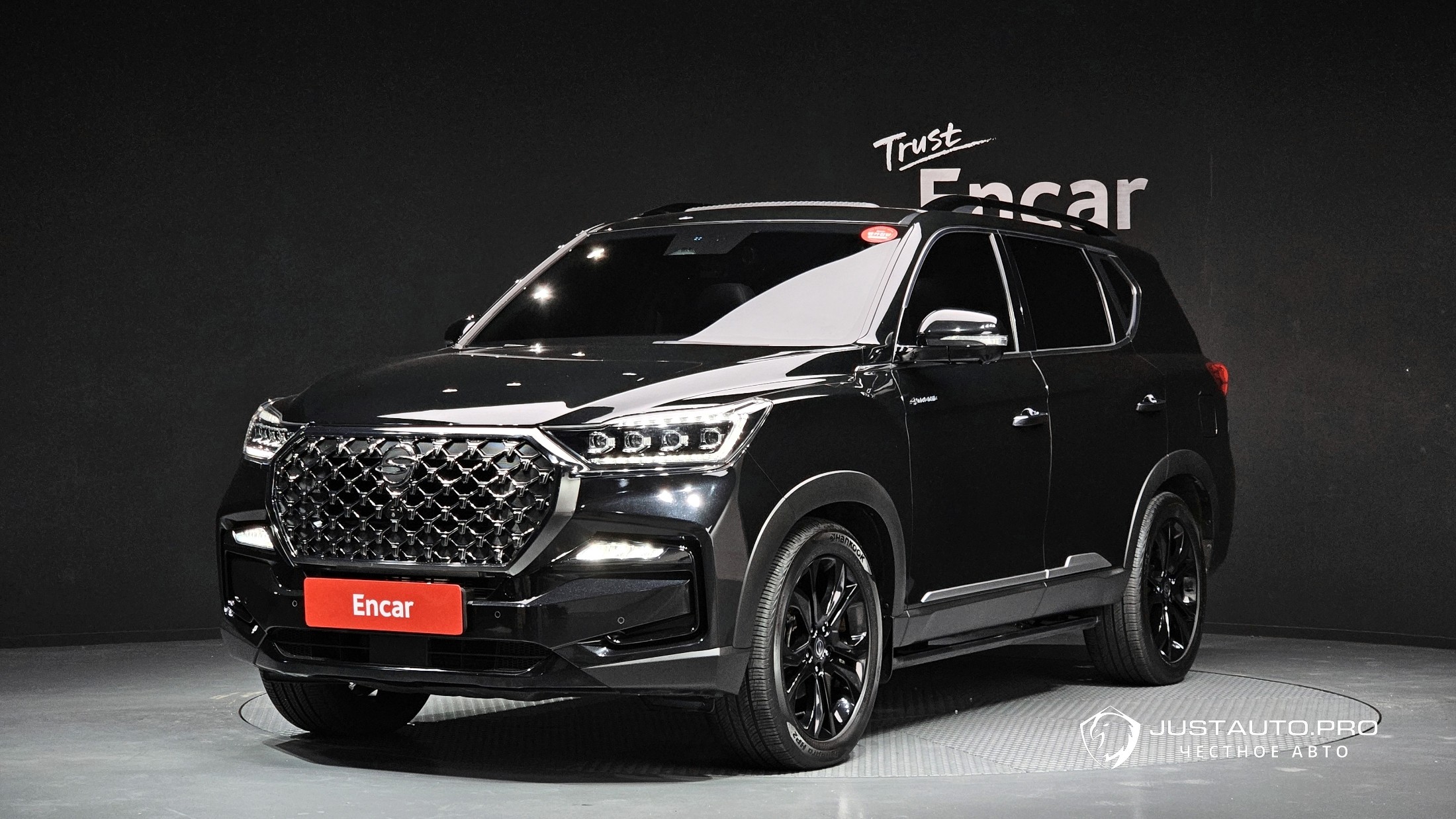 Автомобиль KG_Mobility_Ssangyong Rexton