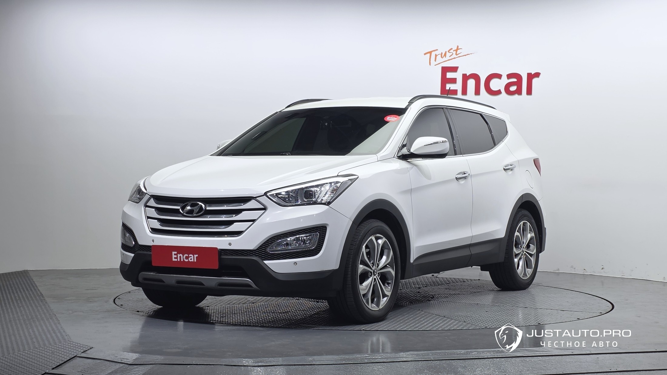 Автомобиль Hyundai Santafe