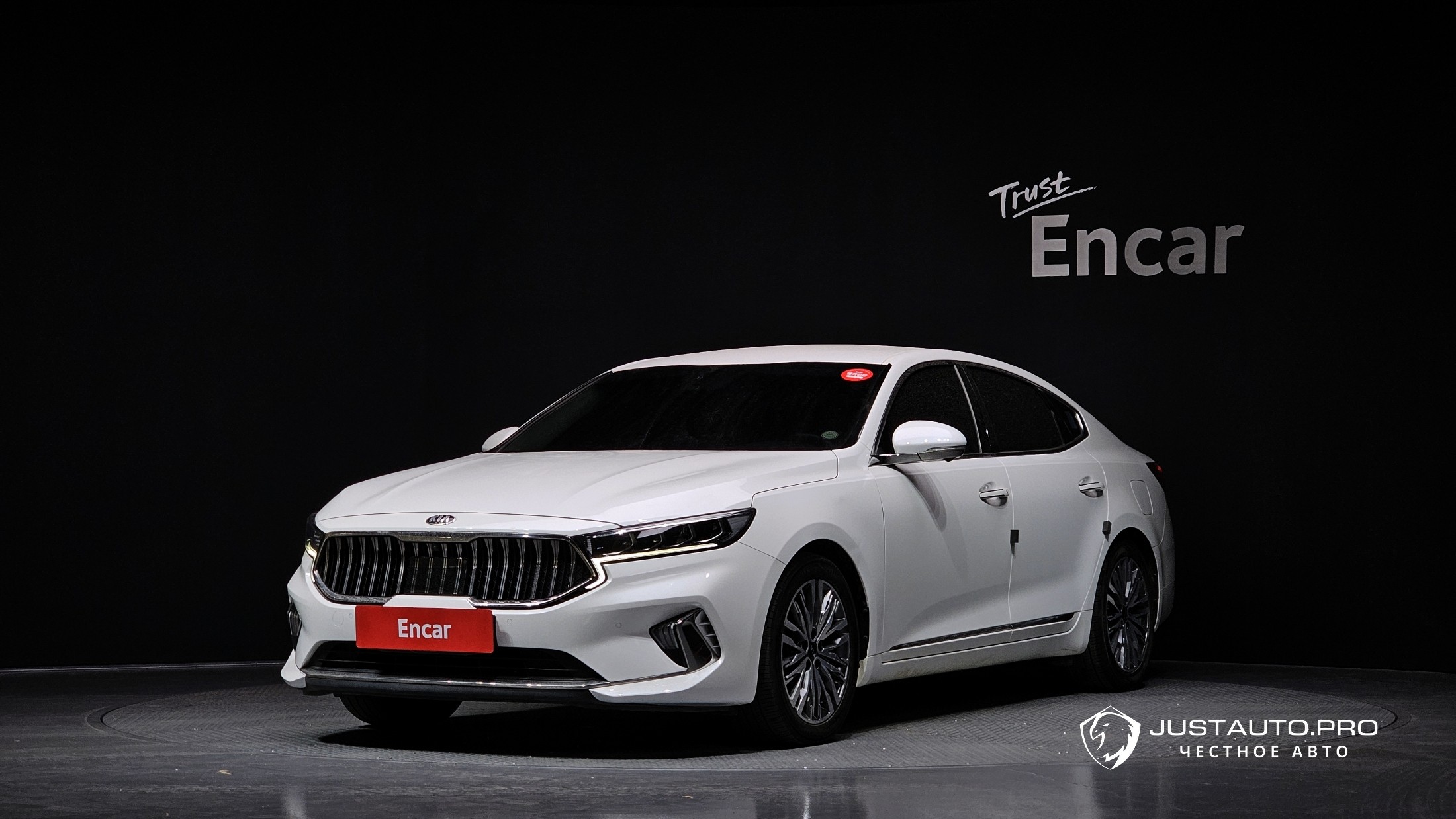 Автомобиль Kia K7