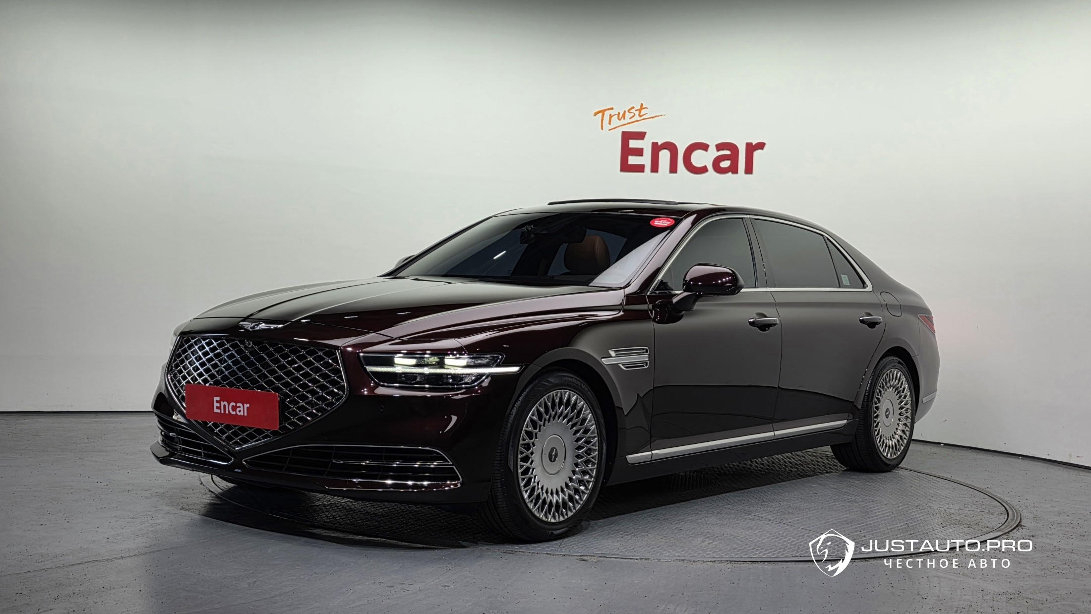 Автомобиль Genesis G90