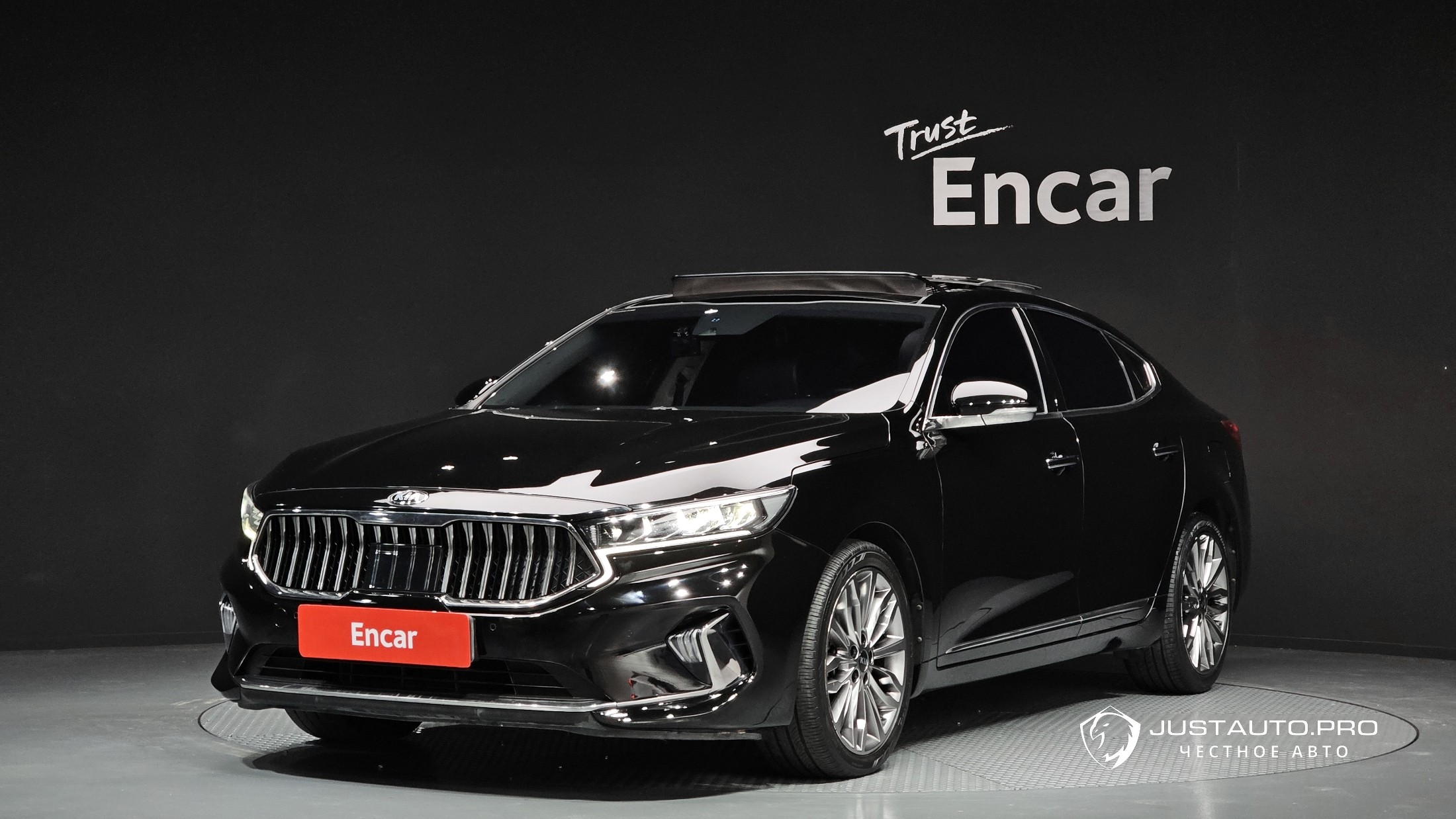 Автомобиль Kia K7