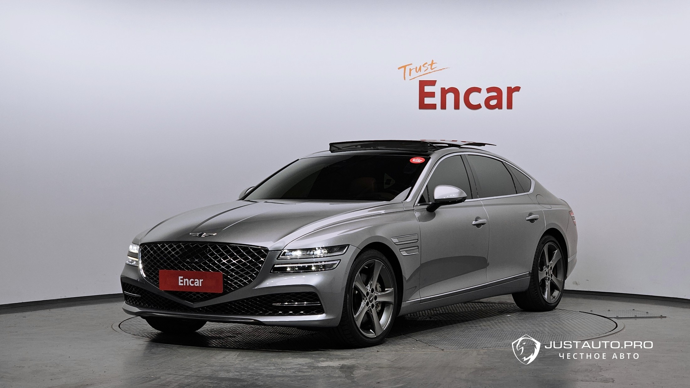 Автомобиль Genesis G80