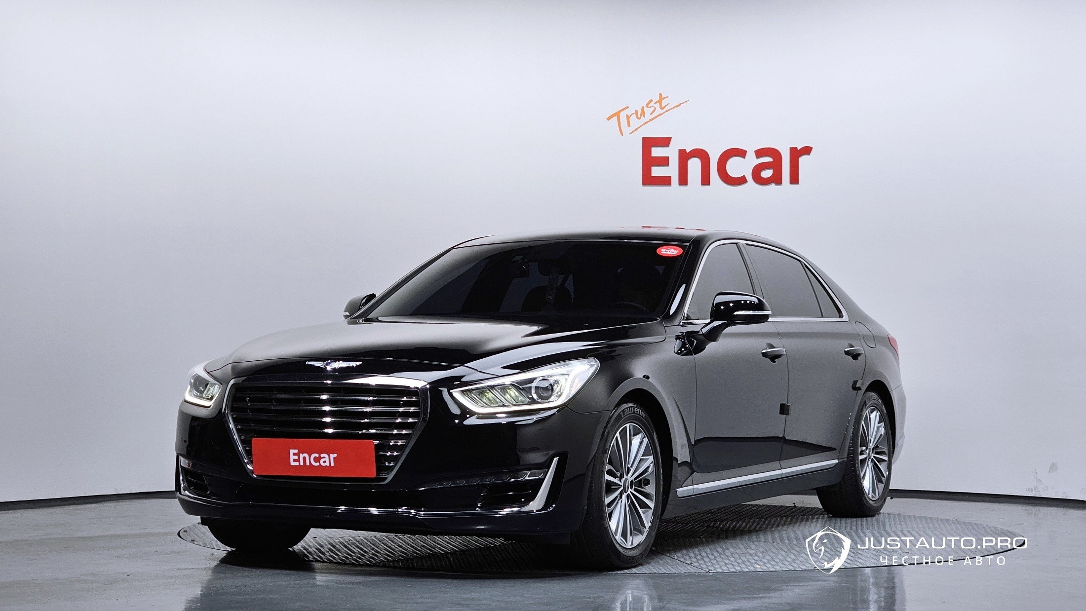 Автомобиль Genesis EQ900
