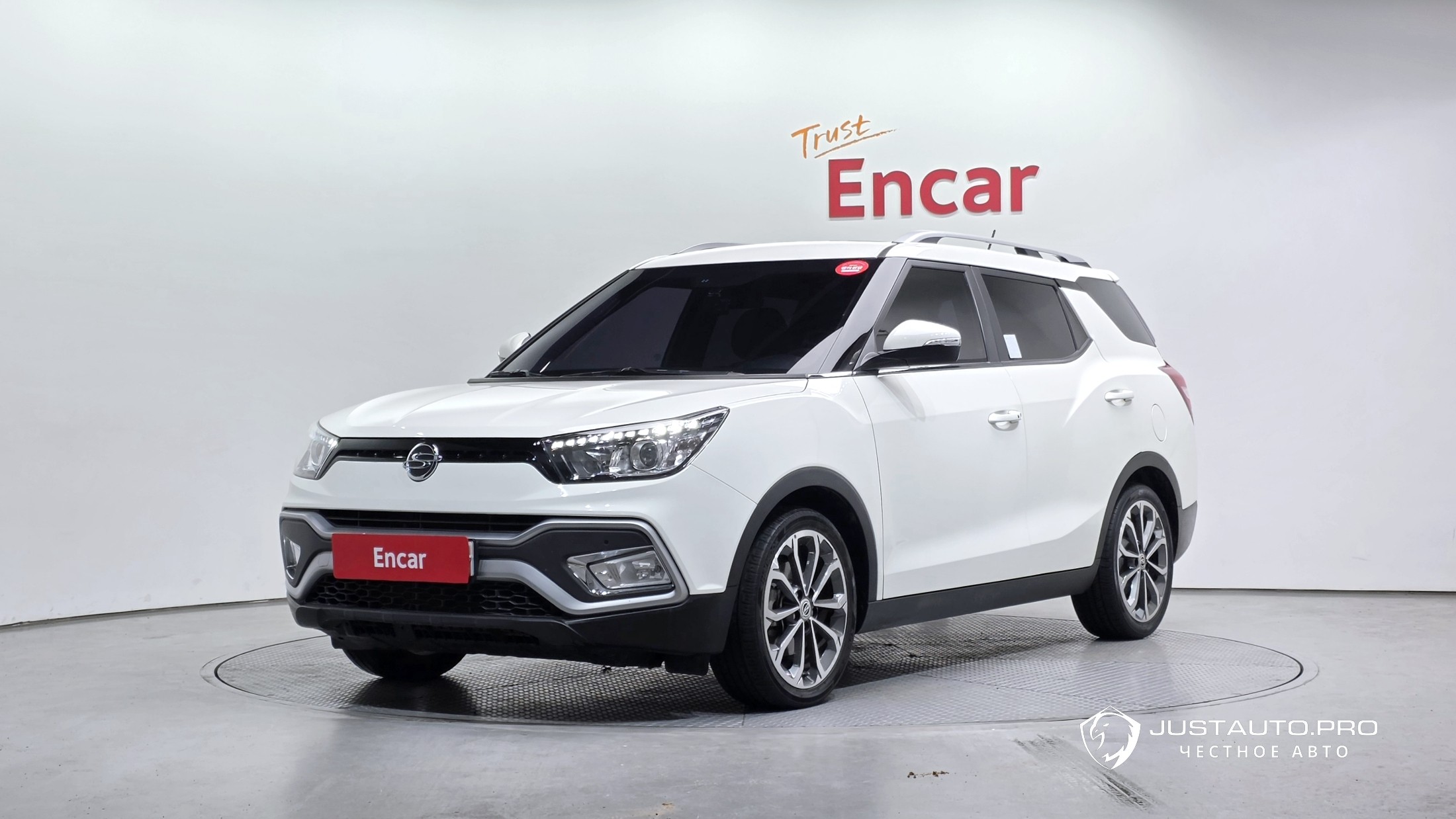 Автомобиль KG_Mobility_Ssangyong TIBOLI