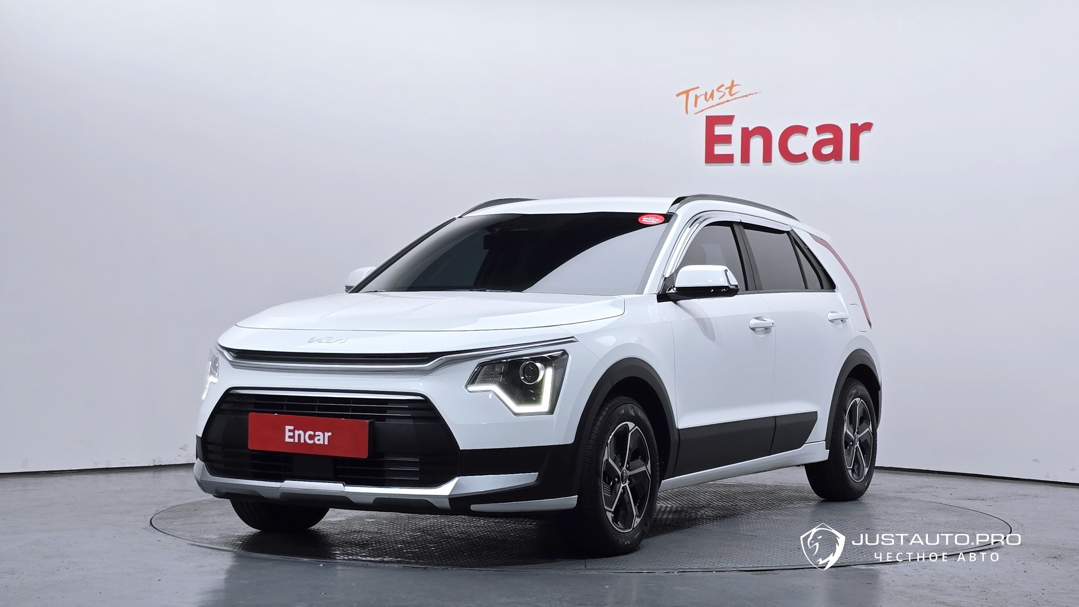 Автомобиль Kia Niro