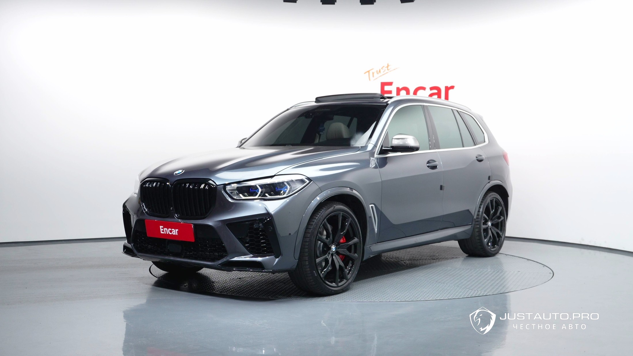 Автомобиль BMW X5