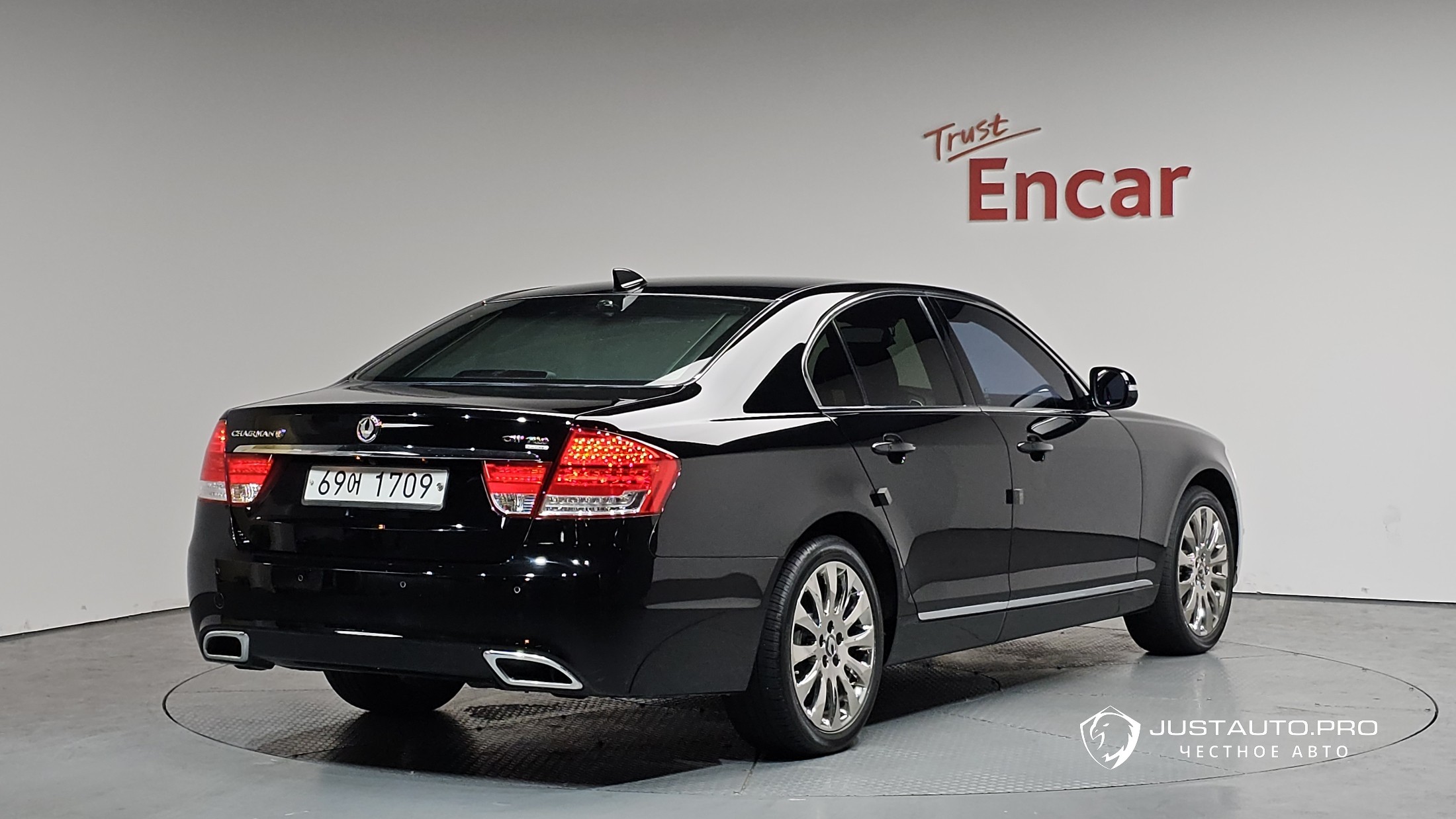 Автомобиль KG_Mobility_Ssangyong Chairman