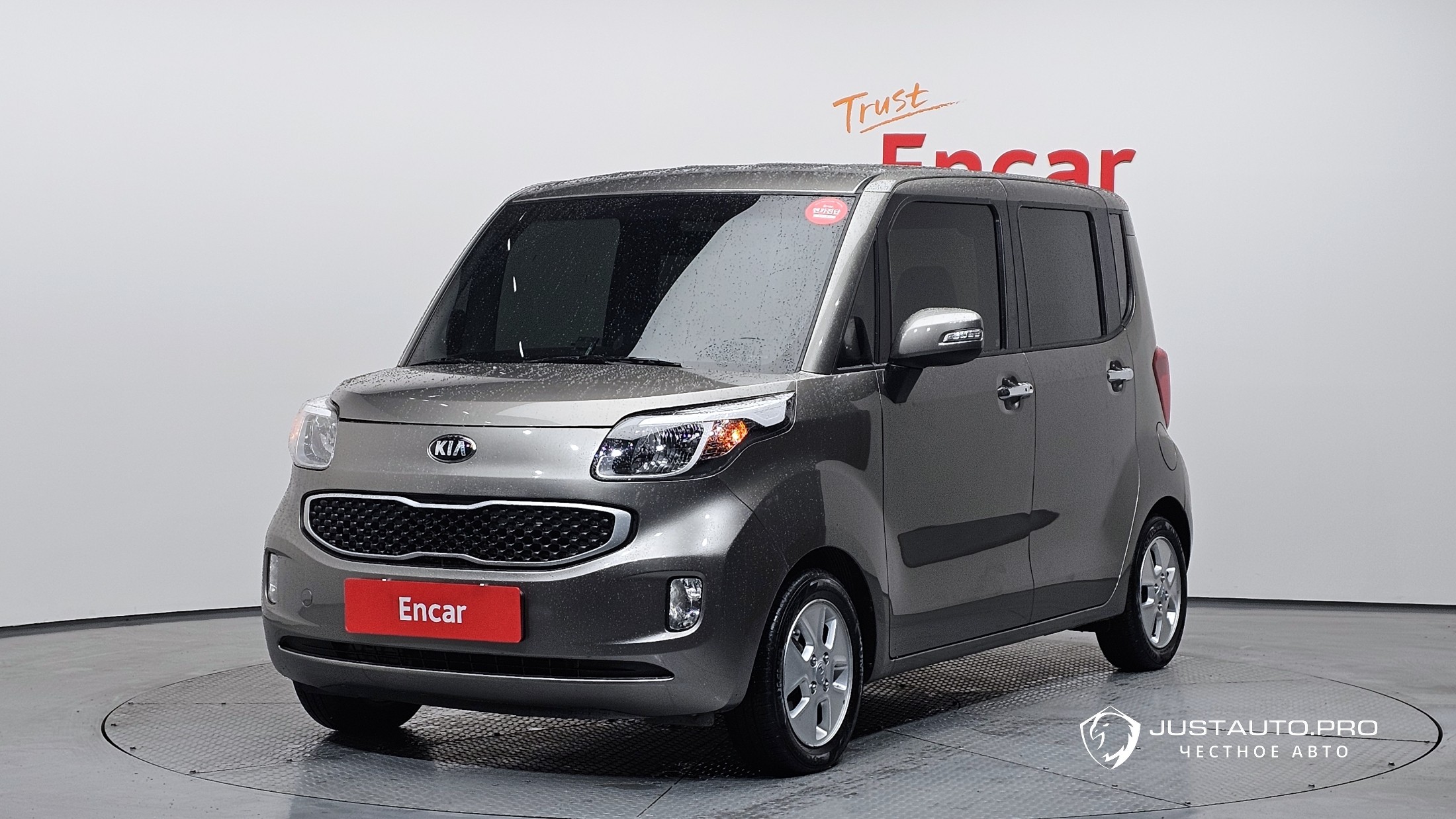 Автомобиль Kia RAY
