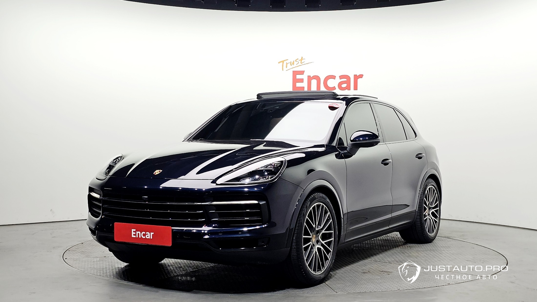 Автомобиль Porsche Cayenne