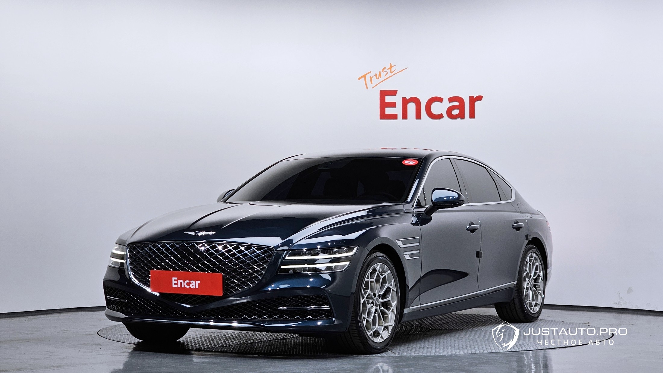 Автомобиль Genesis G80