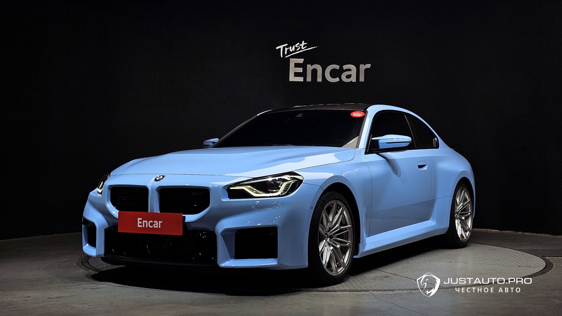 Автомобиль BMW M2
