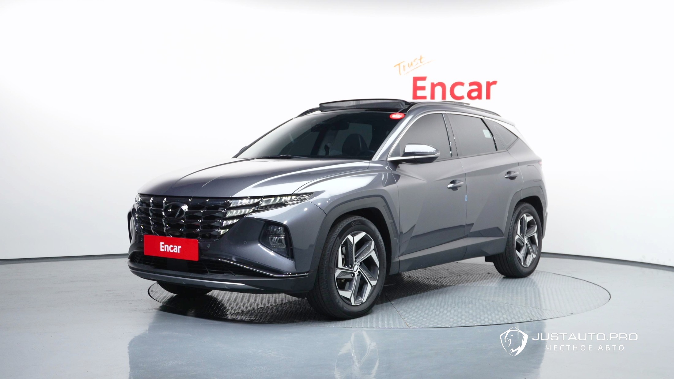 Автомобиль Hyundai Tucson