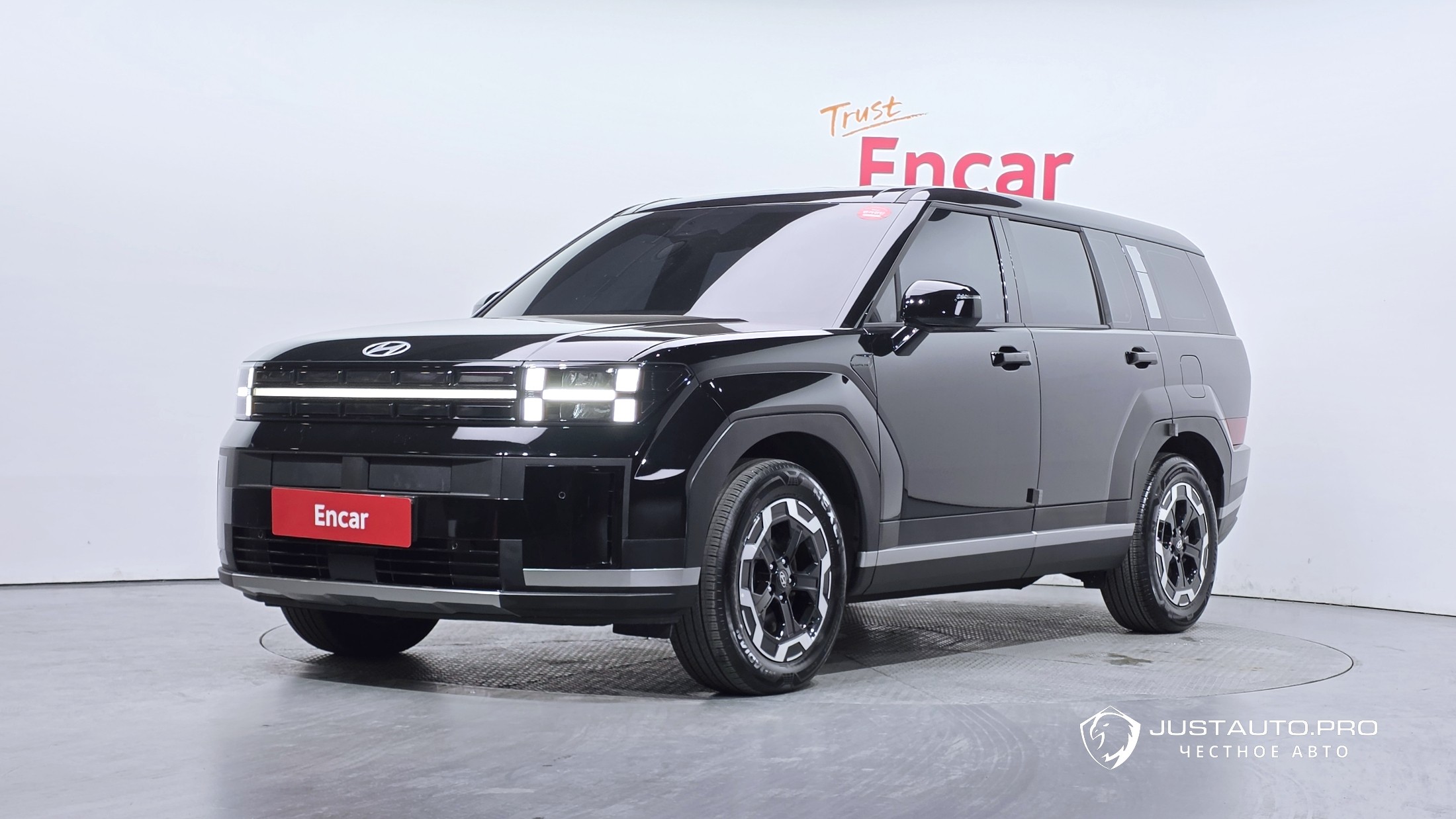 Автомобиль Hyundai Santafe