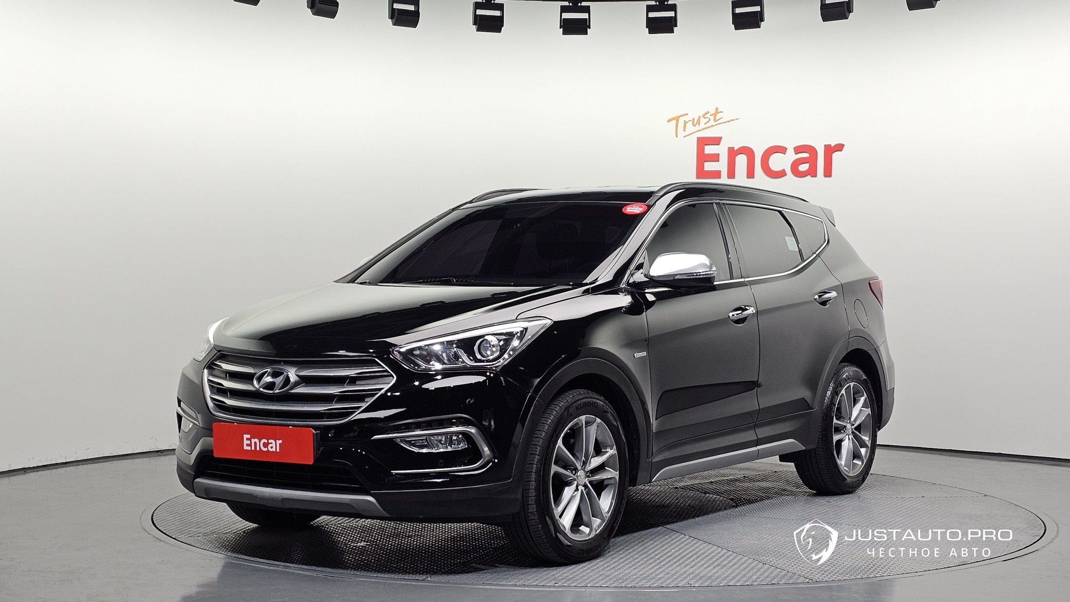 Автомобиль Hyundai Santafe