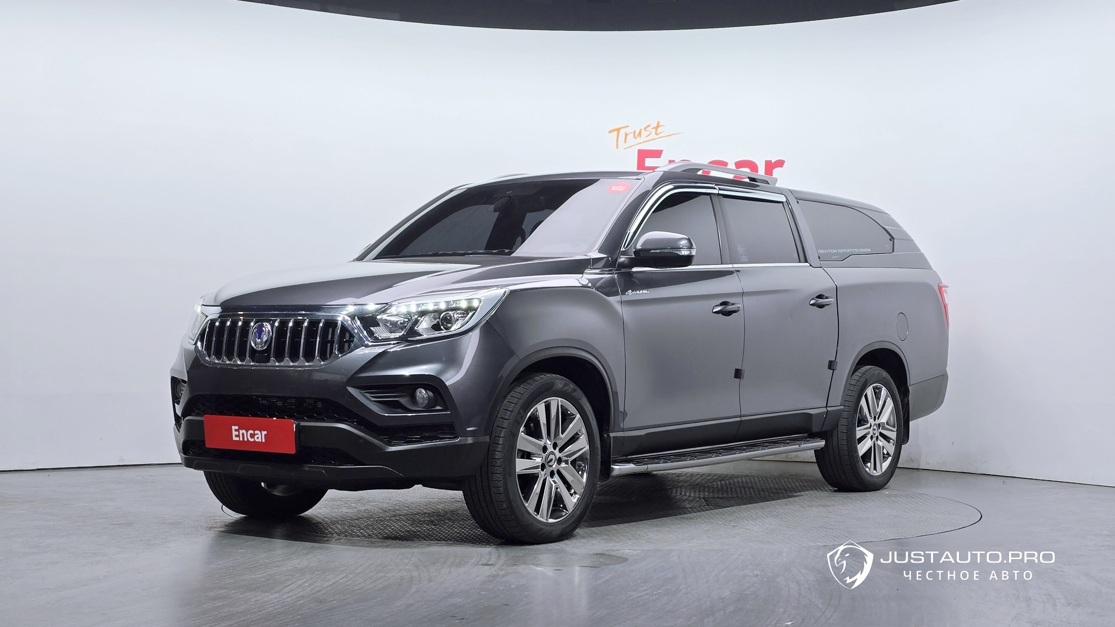 Автомобиль KG_Mobility_Ssangyong Rexton