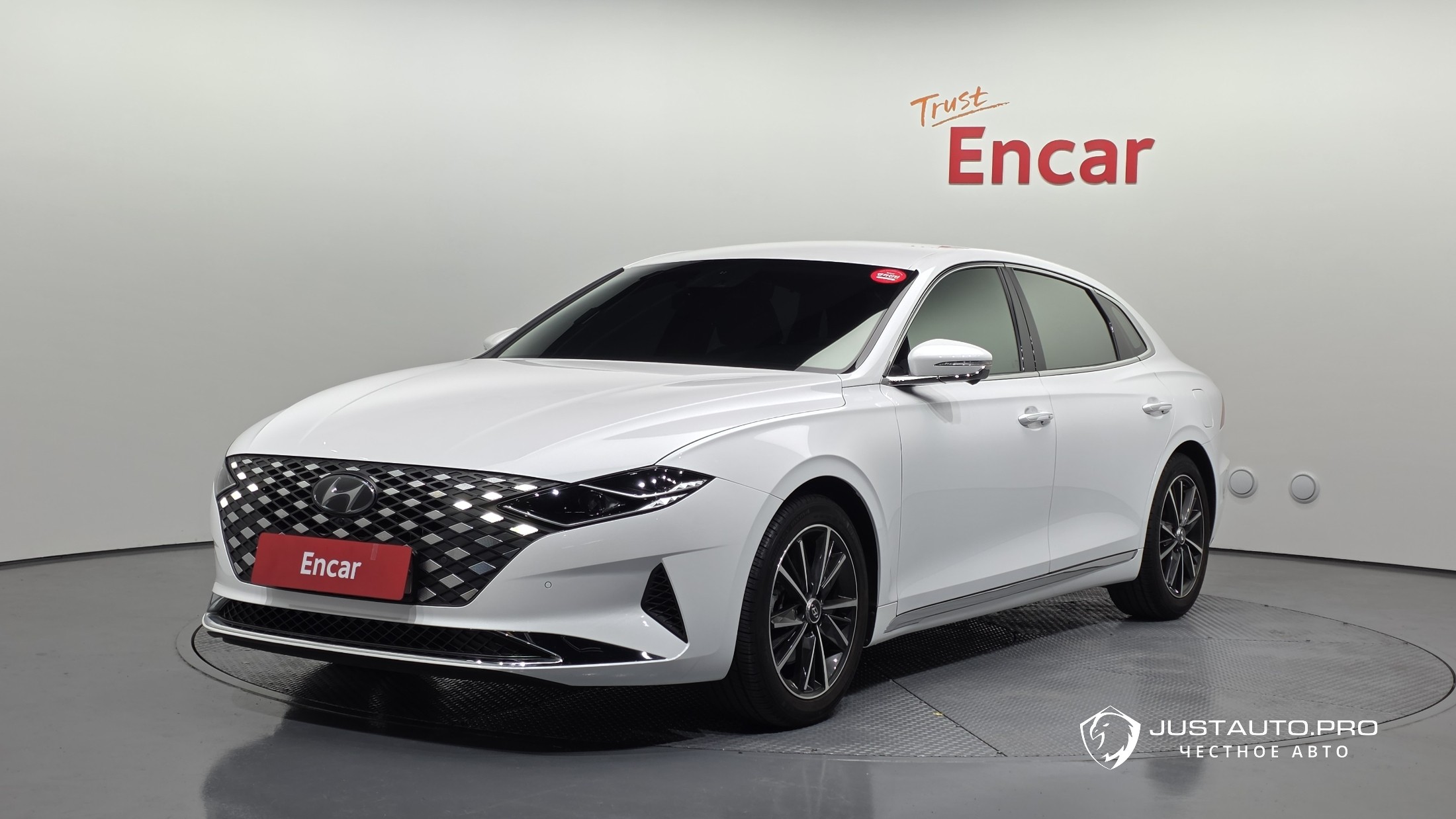Автомобиль Hyundai Grandeur